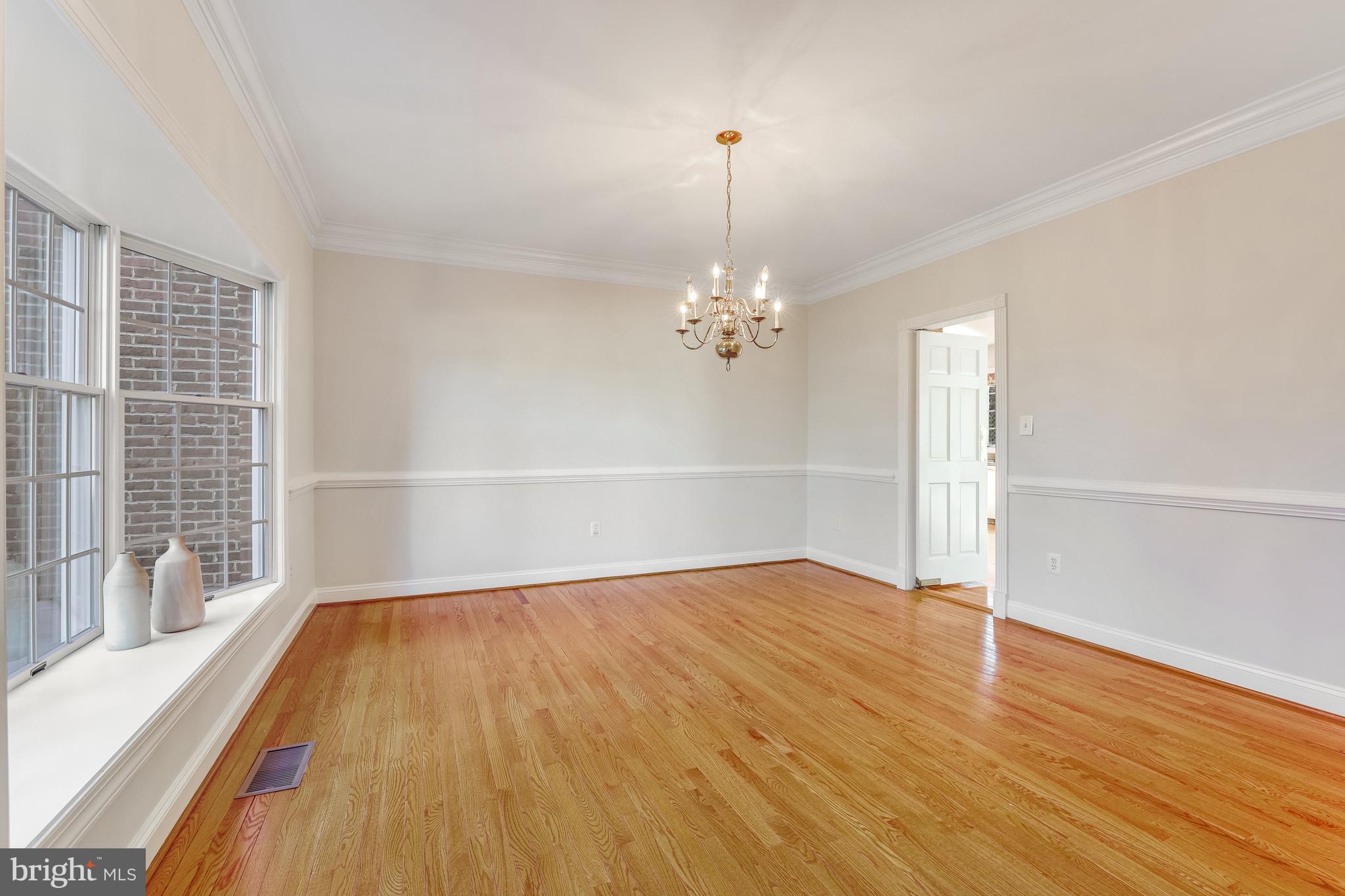 CRIPPENS CORNER - Residential