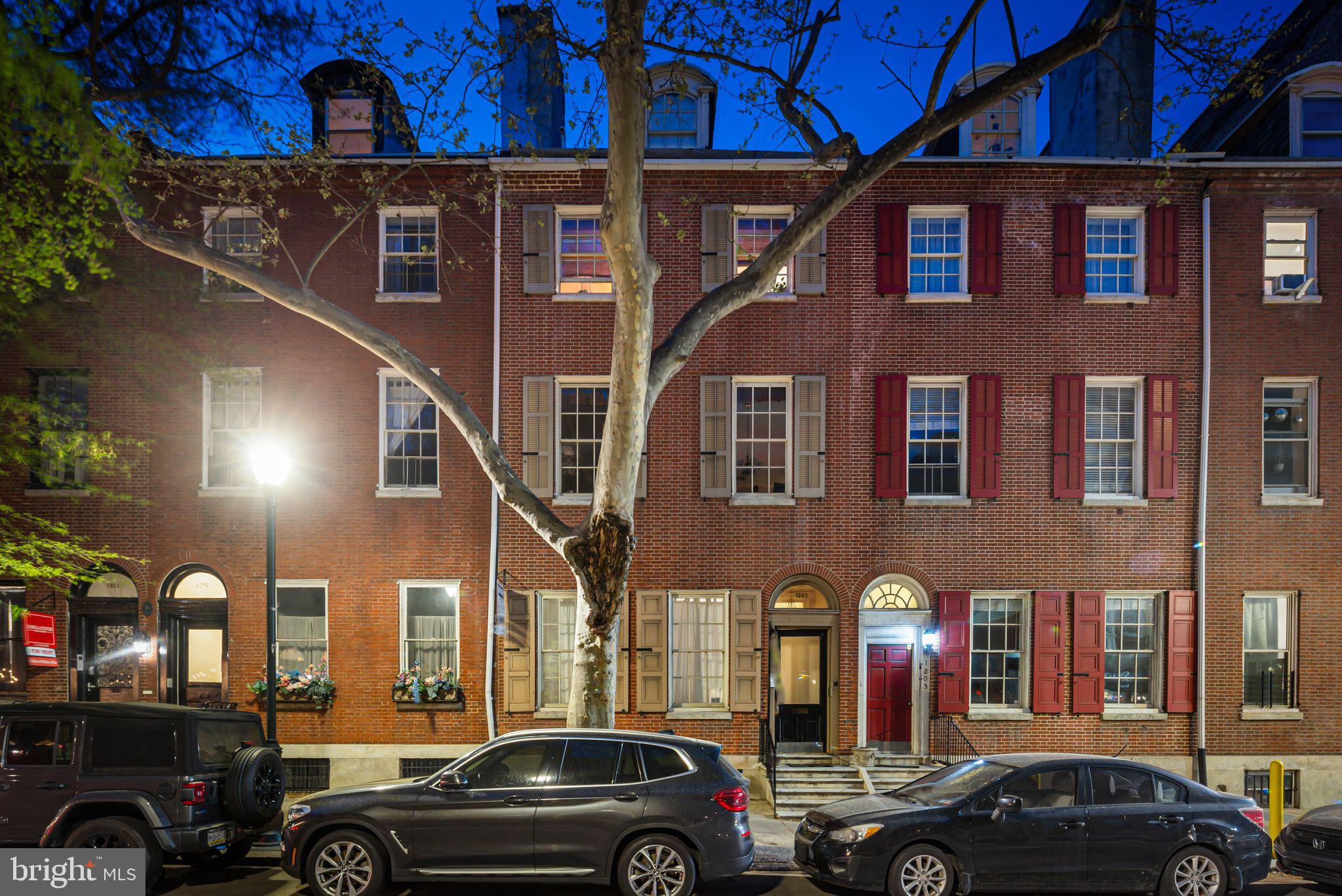 WASHINGTON SQ WEST - Residential