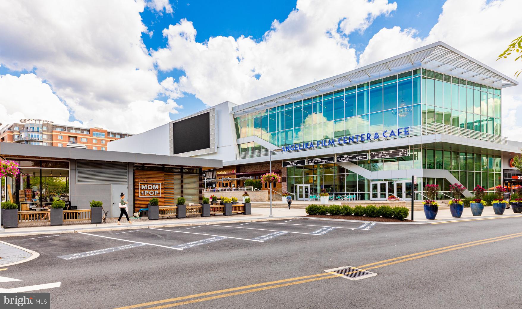 MANTUA - Residential