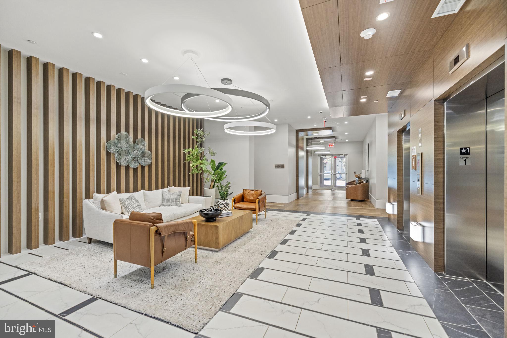 OLD TOWN ALEXANDRIA - Residential Lease