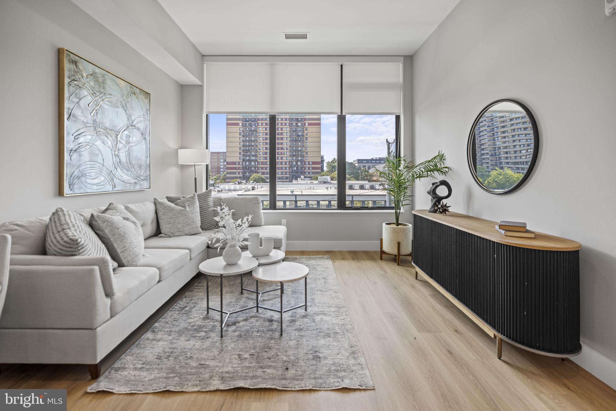 OLD TOWN ALEXANDRIA - Residential Lease