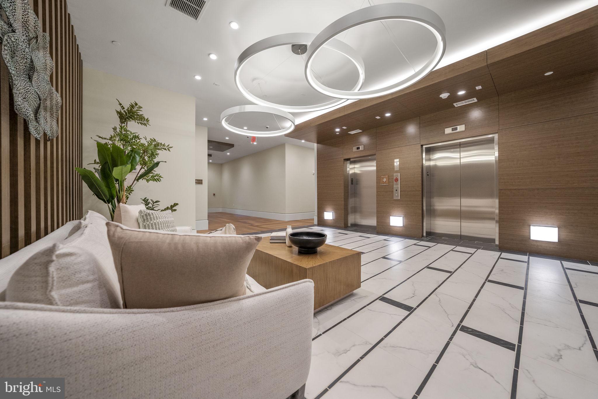 OLD TOWN ALEXANDRIA - Residential Lease