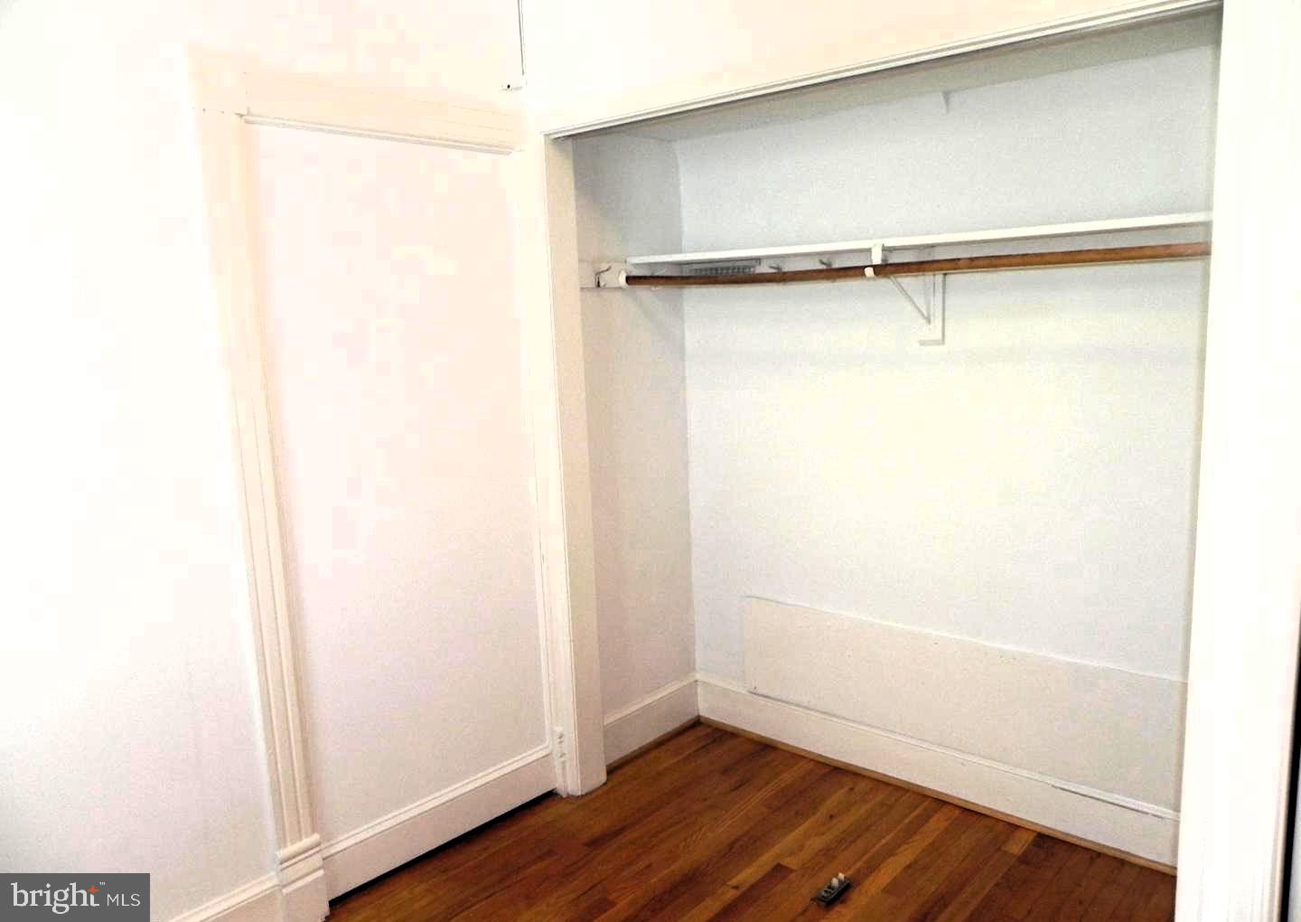 CLARENDON - Residential Lease