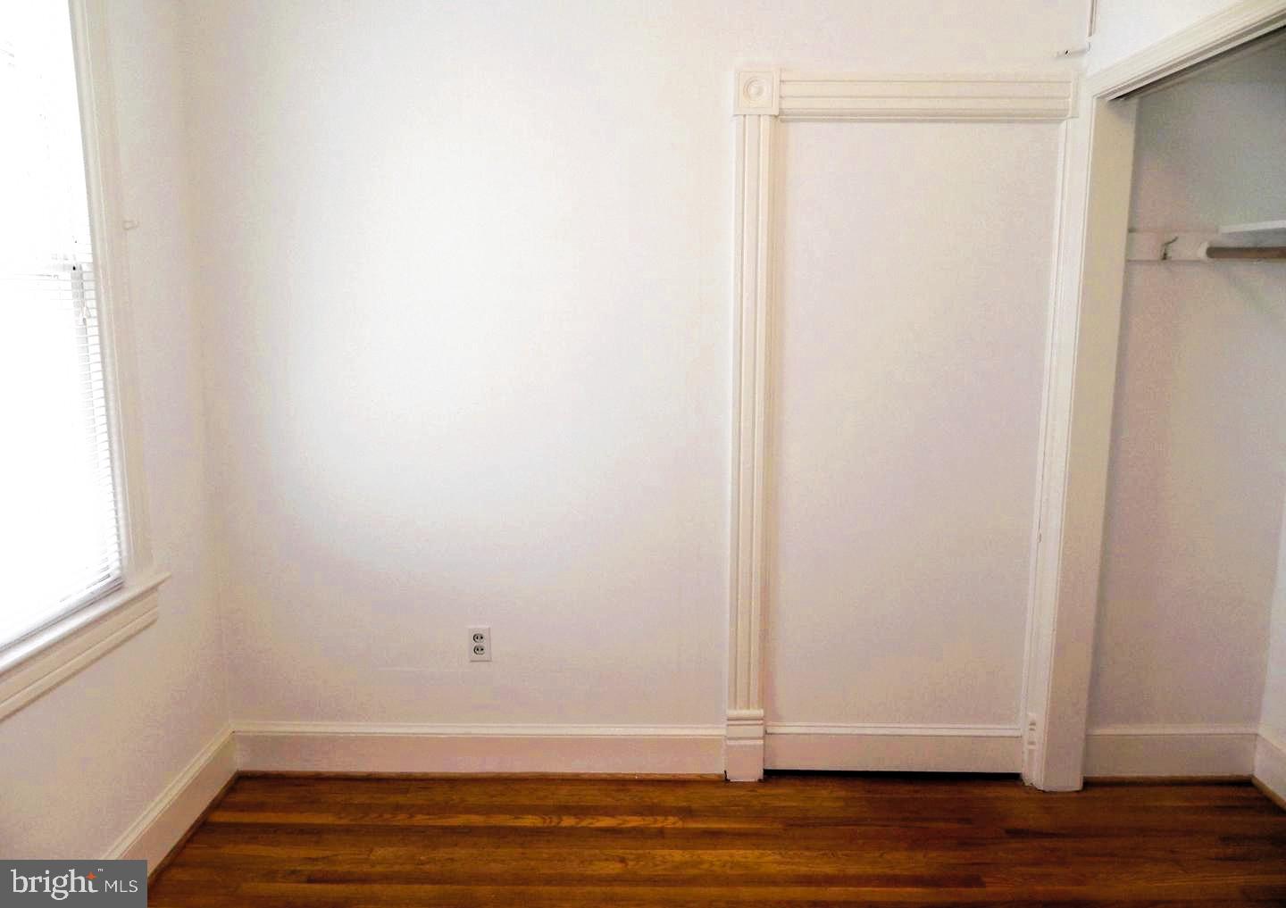 CLARENDON - Residential Lease