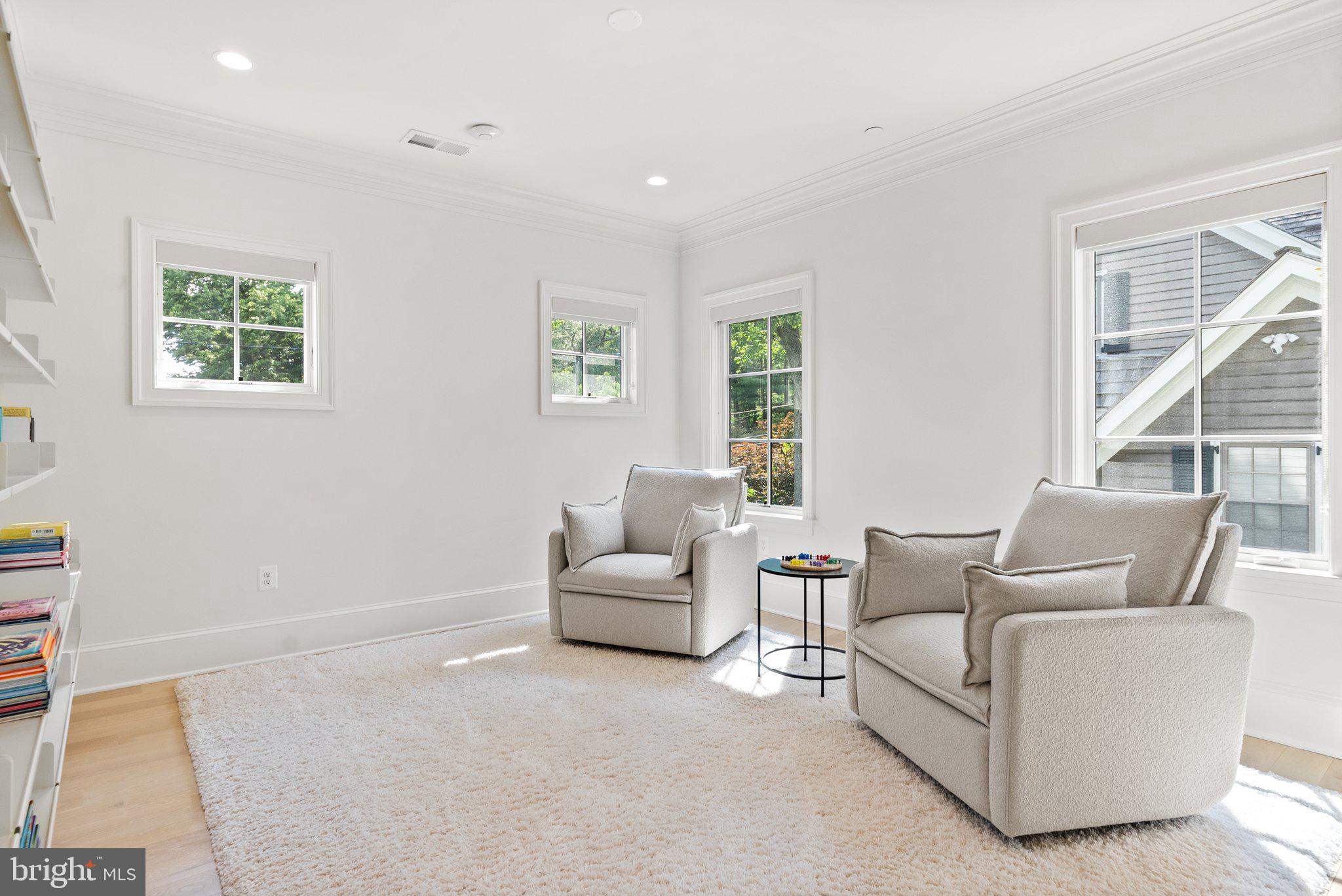 GLEN ECHO HEIGHTS - Residential