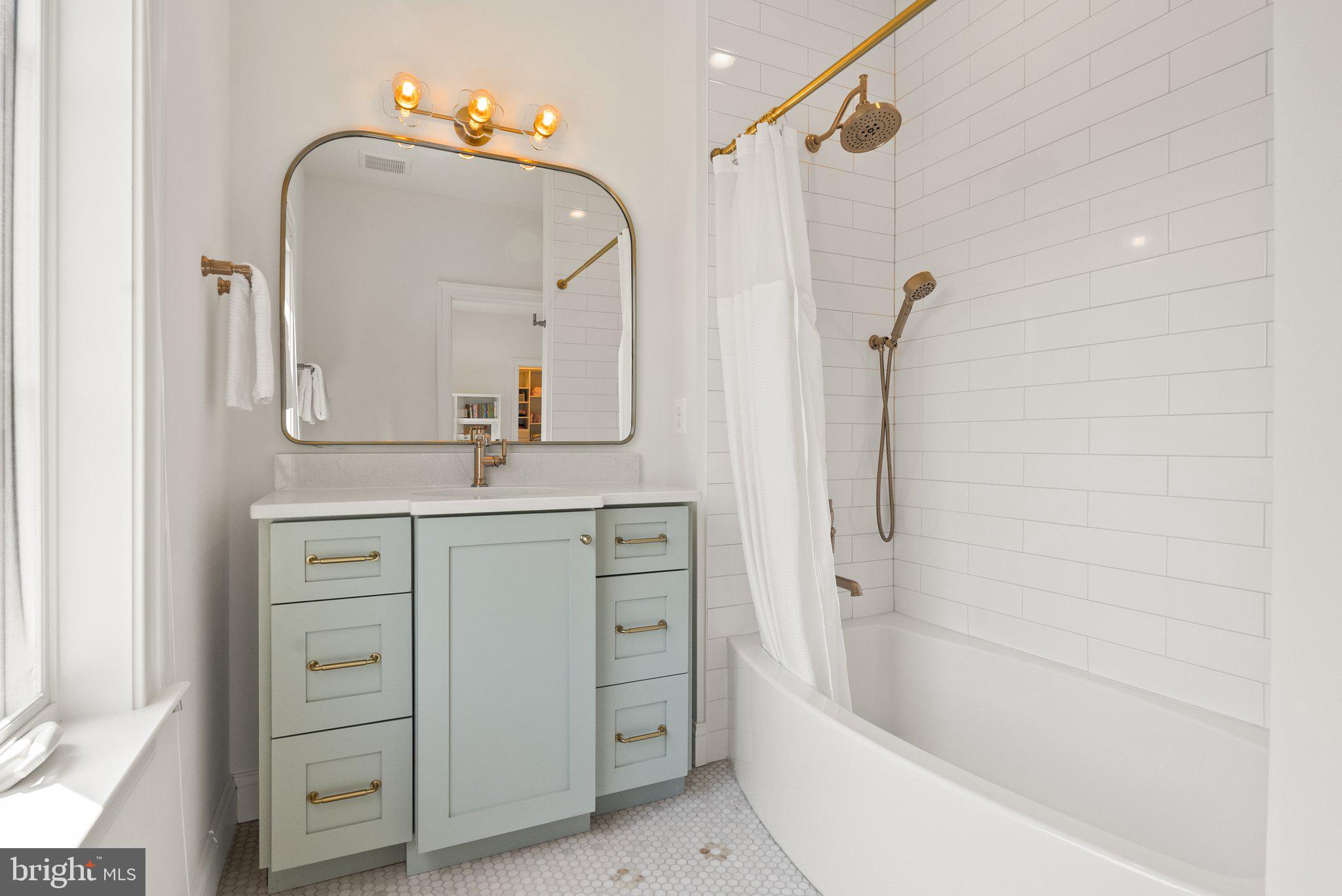 GLEN ECHO HEIGHTS - Residential