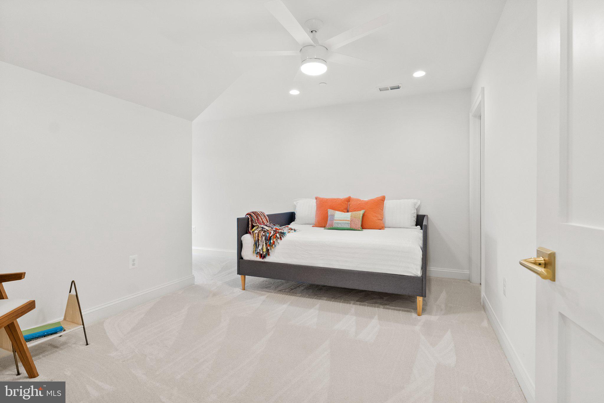 GLEN ECHO HEIGHTS - Residential