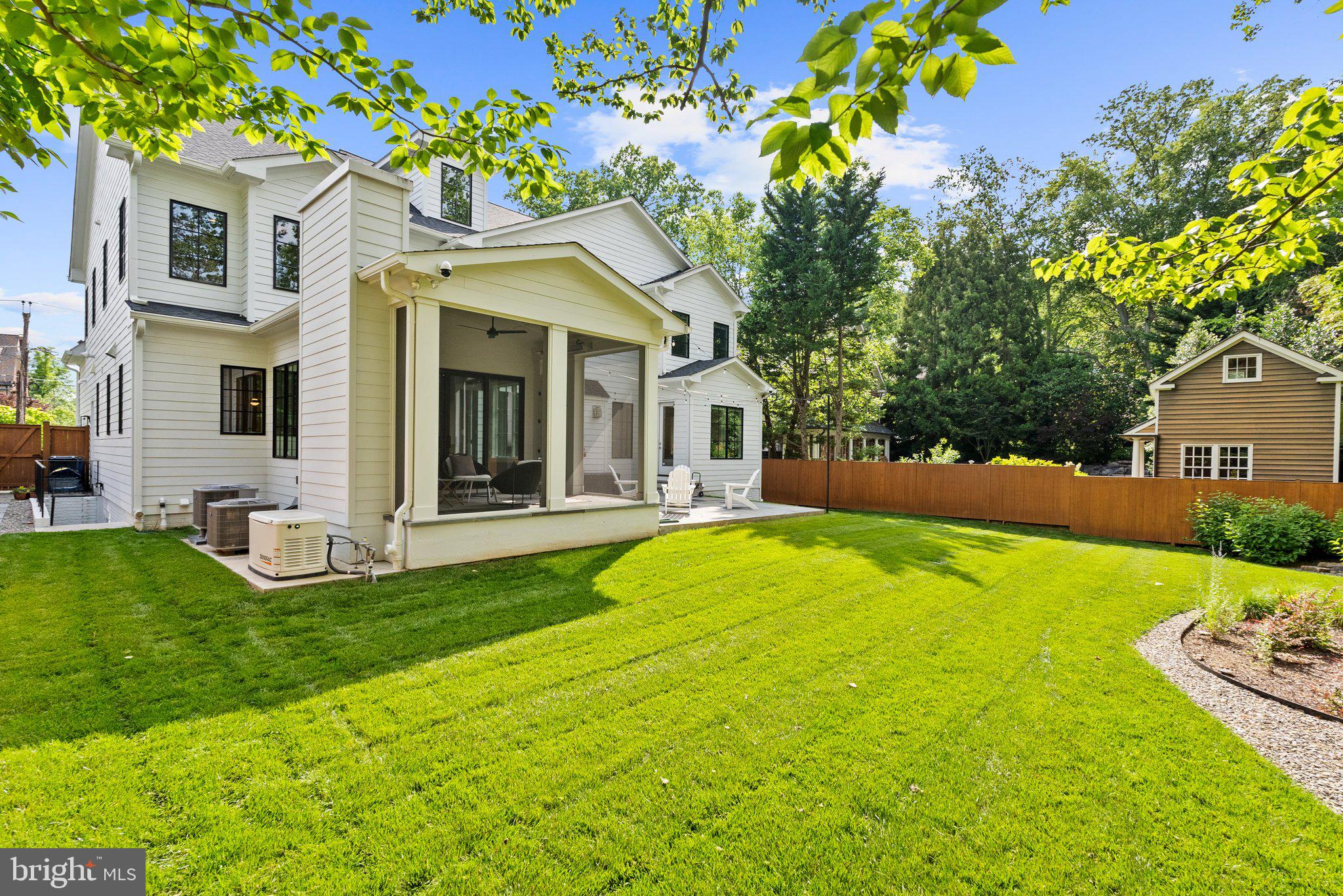 GLEN ECHO HEIGHTS - Residential