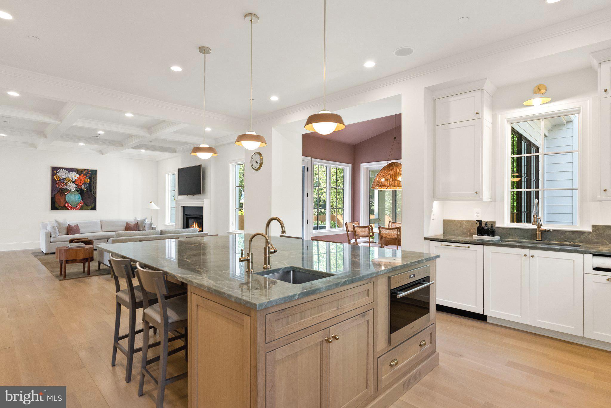 GLEN ECHO HEIGHTS - Residential