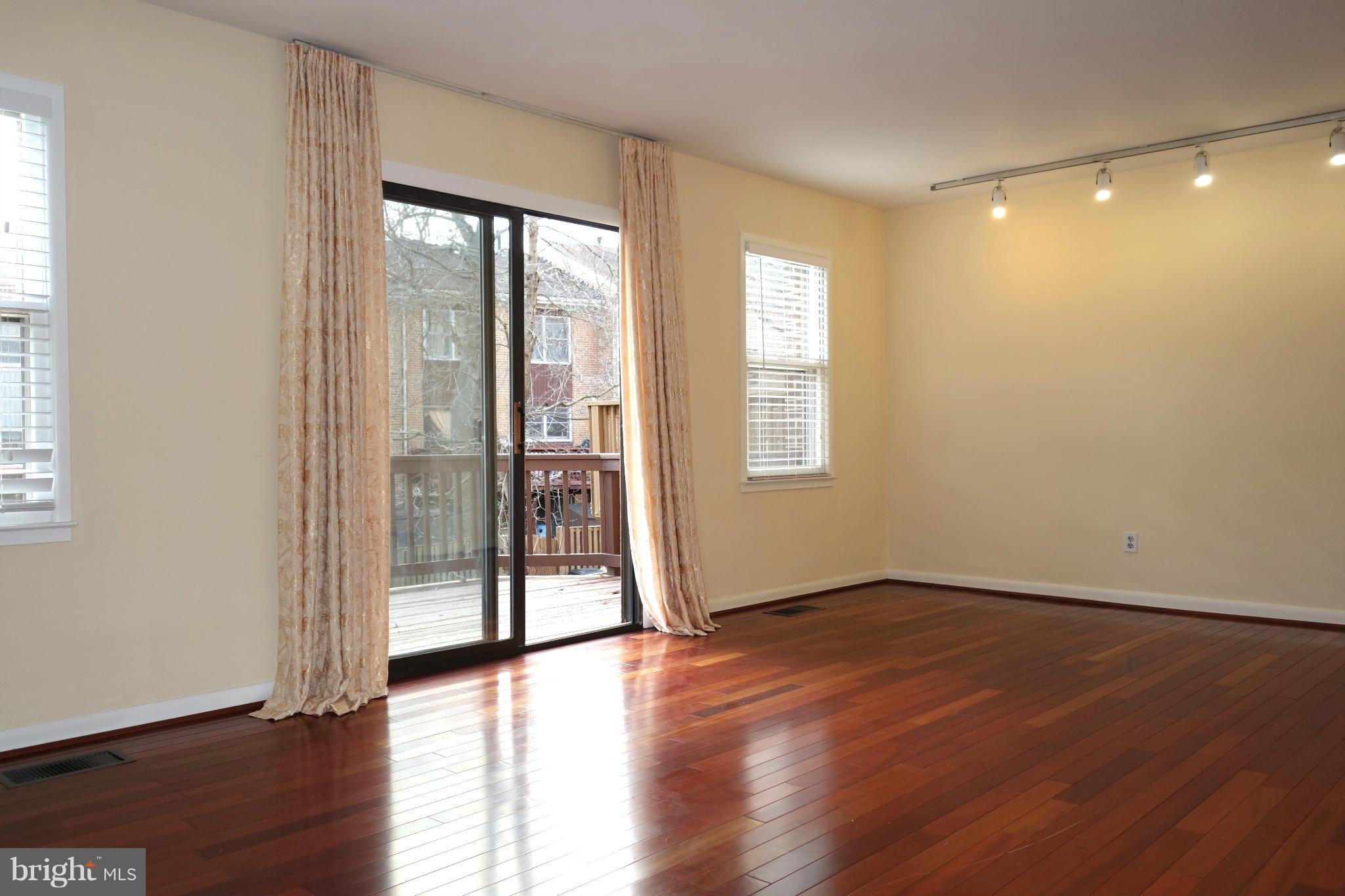 PARK GLEN HEIGHTS - Residential Lease