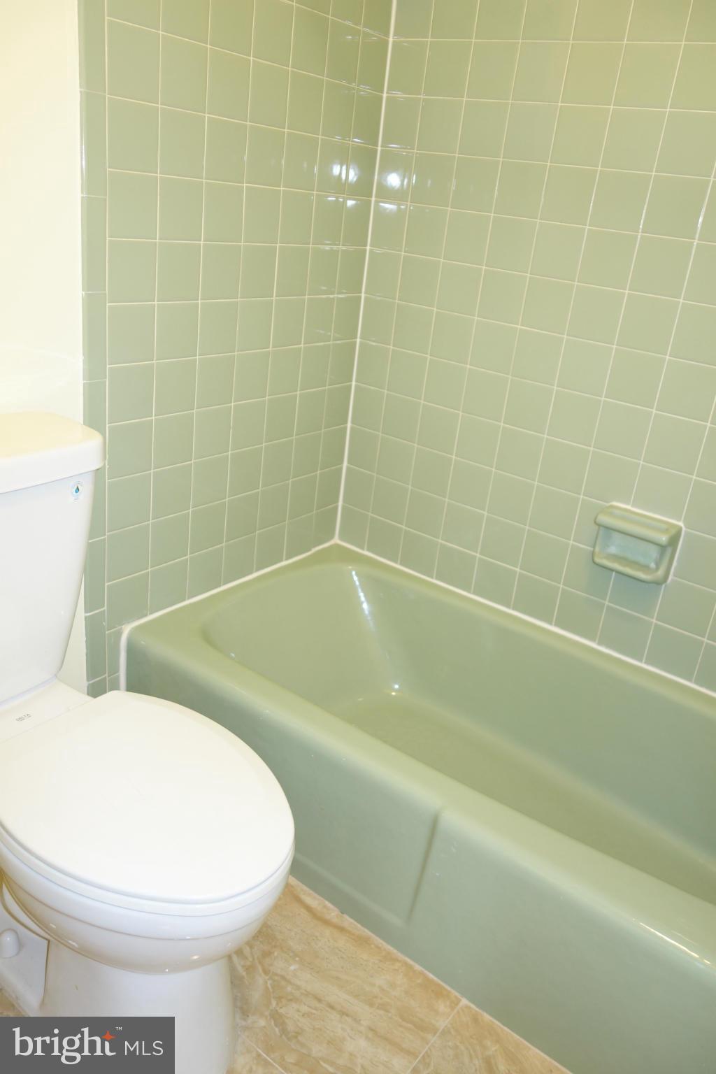 PARK GLEN HEIGHTS - Residential Lease