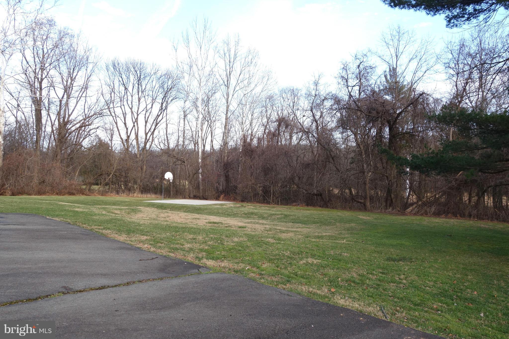 PARK GLEN HEIGHTS - Residential Lease