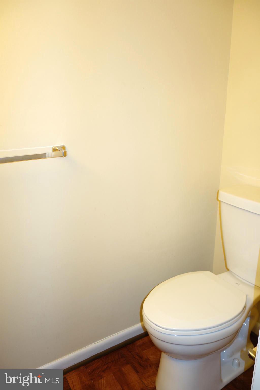 PARK GLEN HEIGHTS - Residential Lease