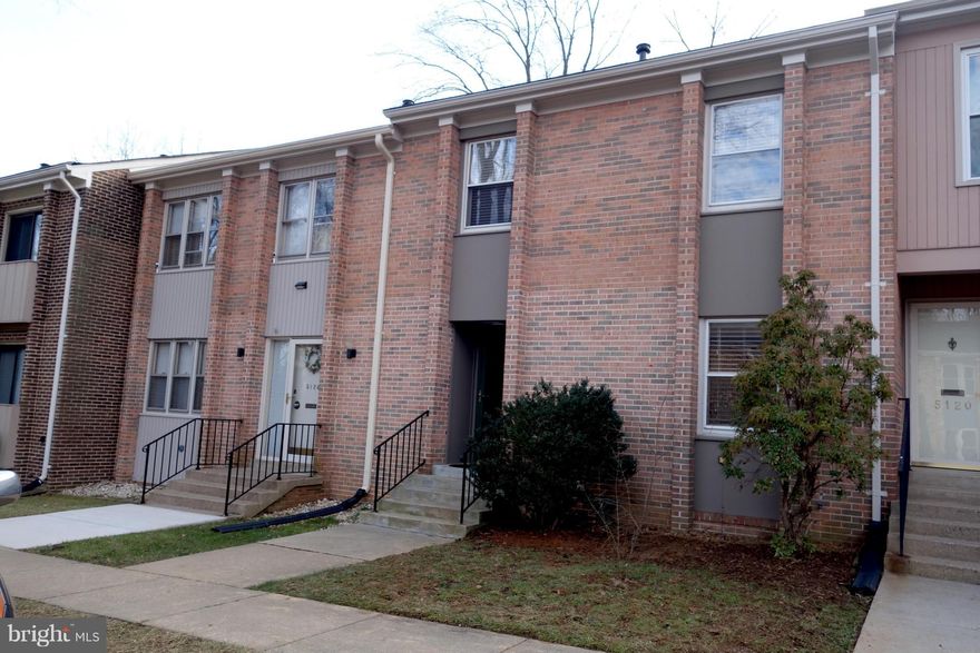 Most desired location. Mins to 495, NVCC campus, Woodson HS. Next to parks & recreation center. Gleaming HW floors on 2 lvls & stairs, Huge deck & patio, Walk-out basement w/large windows & Fireplace, Fenced yard for privacy, Master bedroom features W/I closet & balcony, New blinds, New toilets, Large storage room in basement. Plenty parkings. App fee in certified fund to Samson Properties