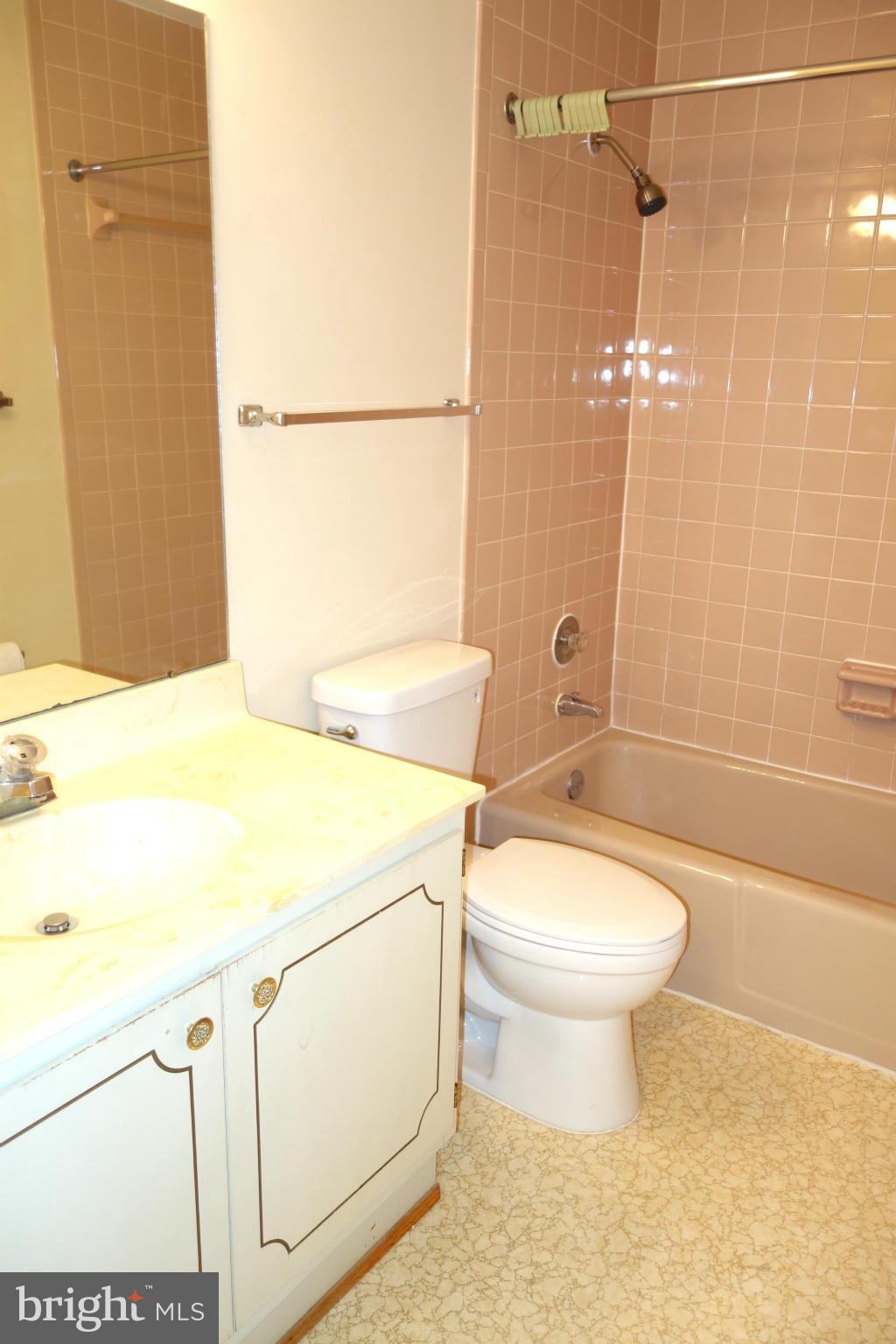 PARK GLEN HEIGHTS - Residential Lease