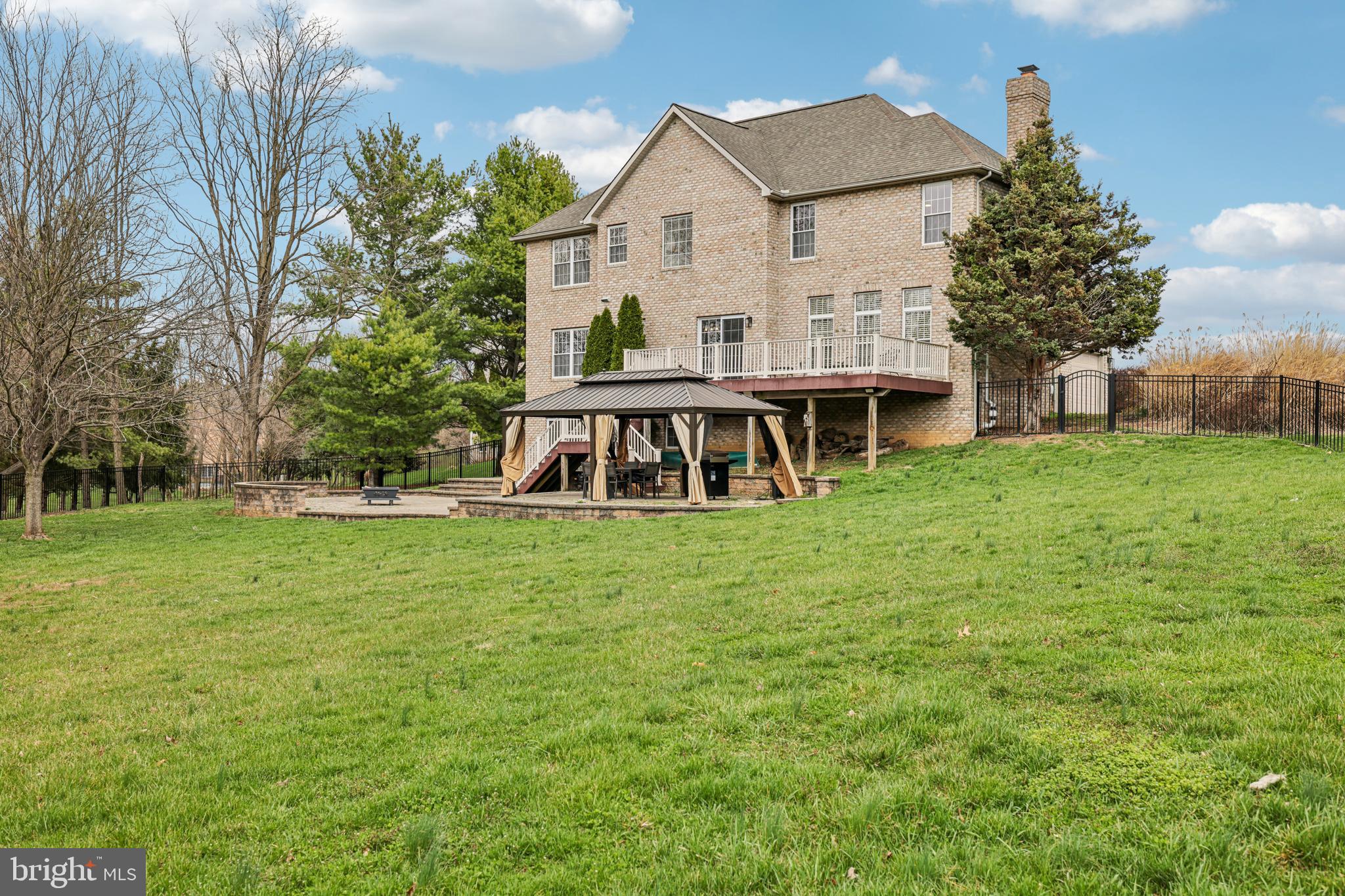 BLACK ROCK ESTATES - Residential