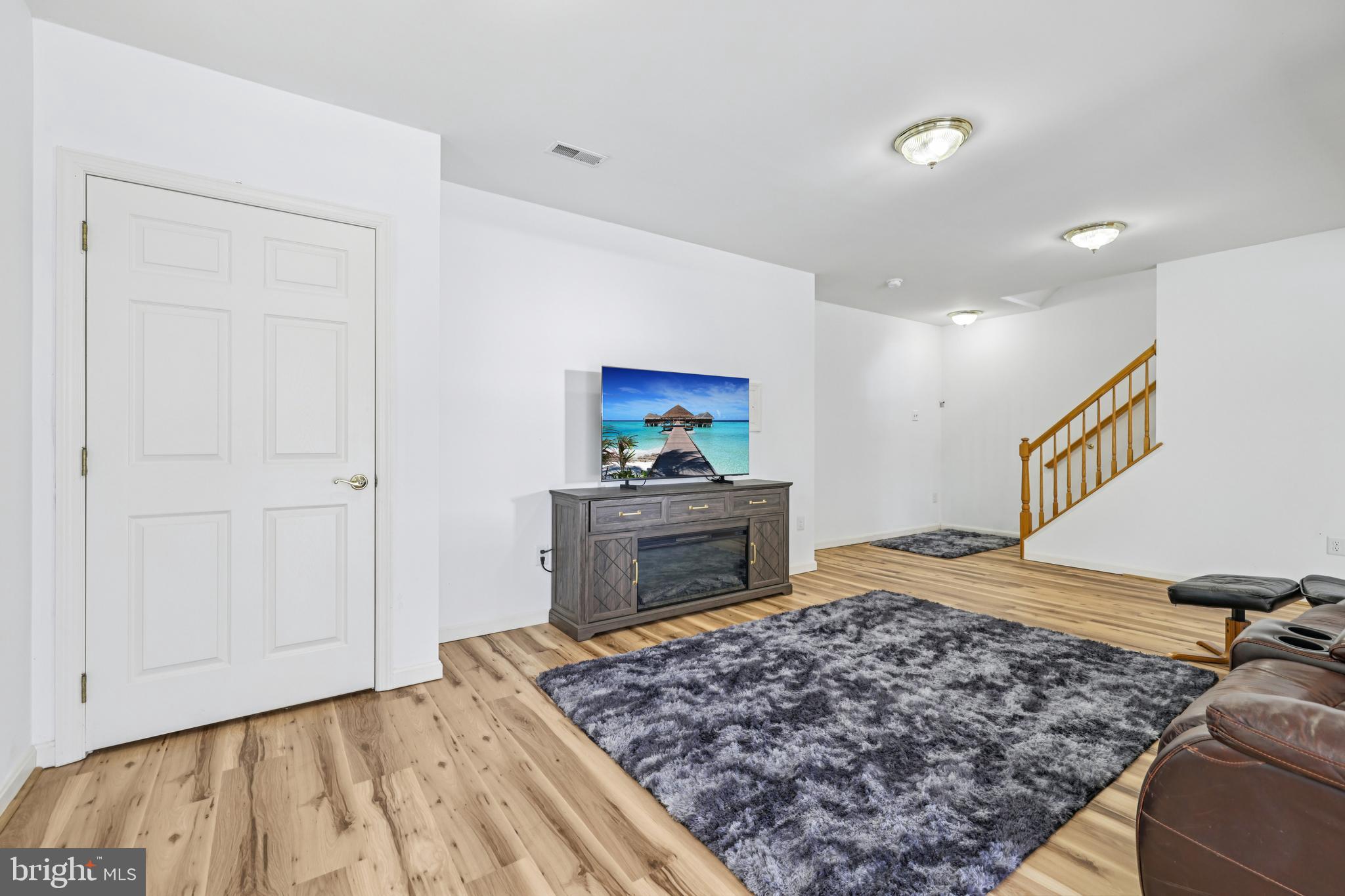 BLACK ROCK ESTATES - Residential