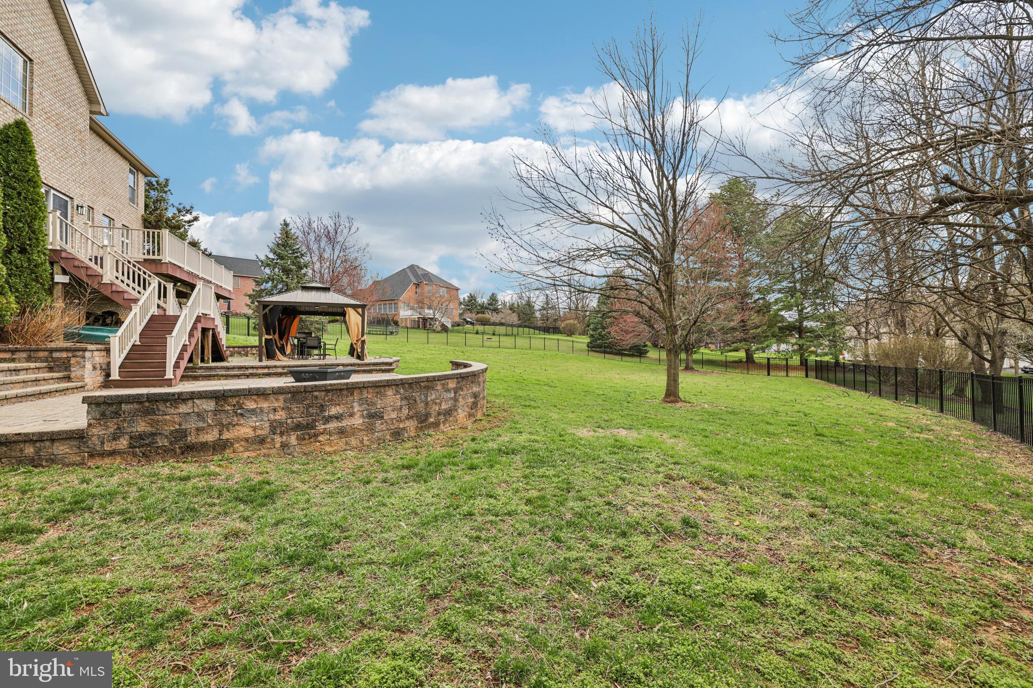 BLACK ROCK ESTATES - Residential