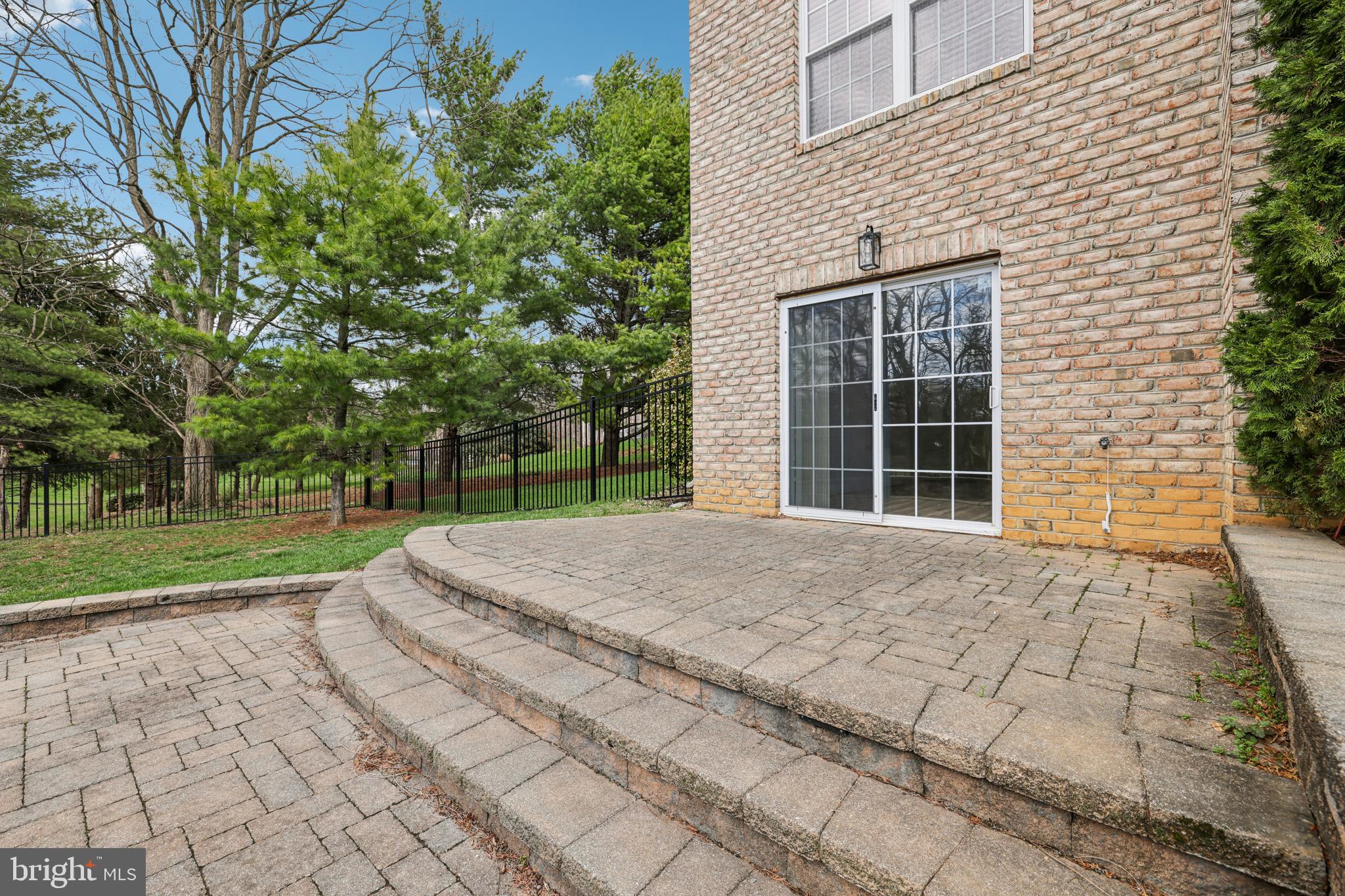 BLACK ROCK ESTATES - Residential