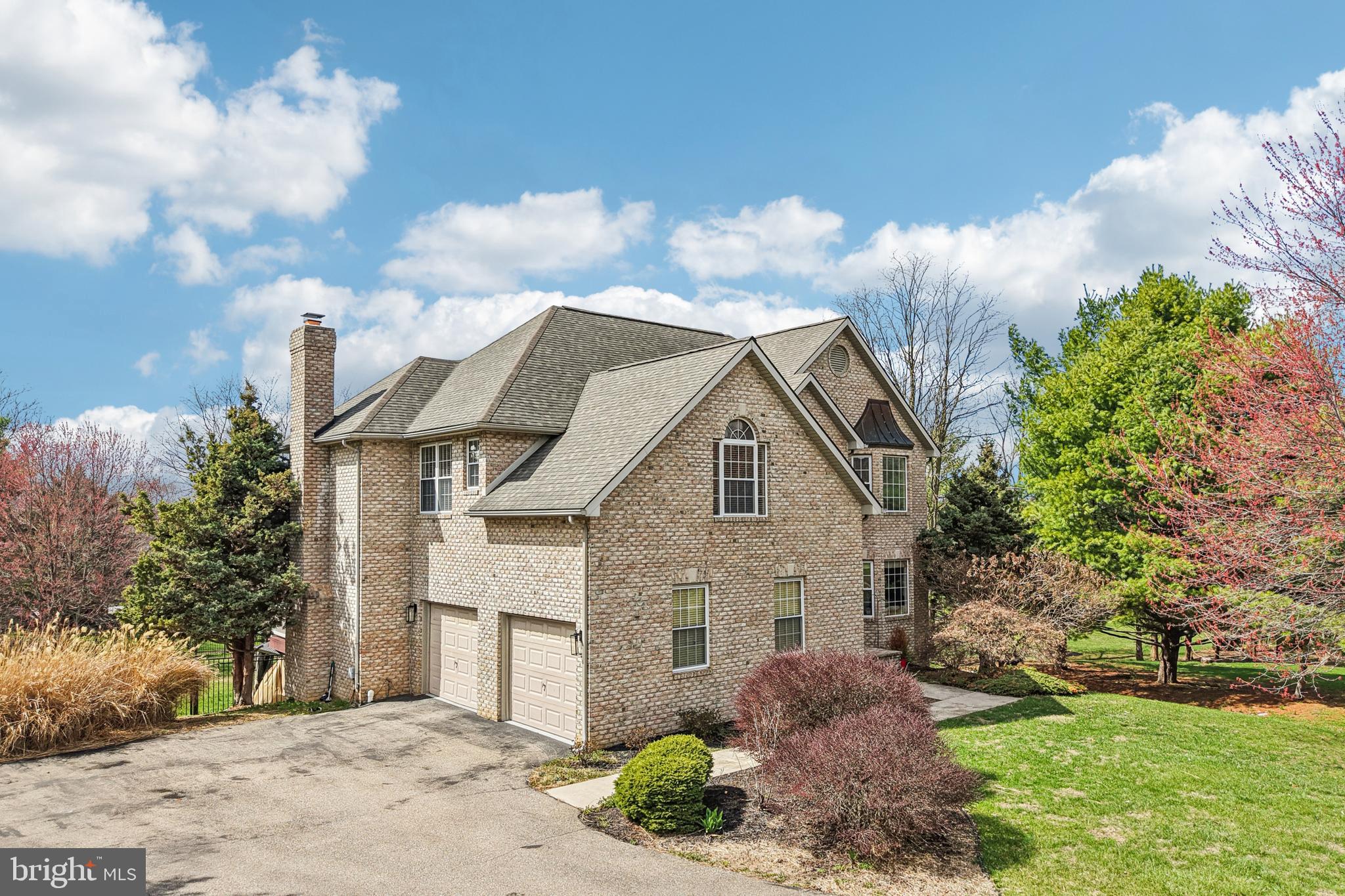 BLACK ROCK ESTATES - Residential