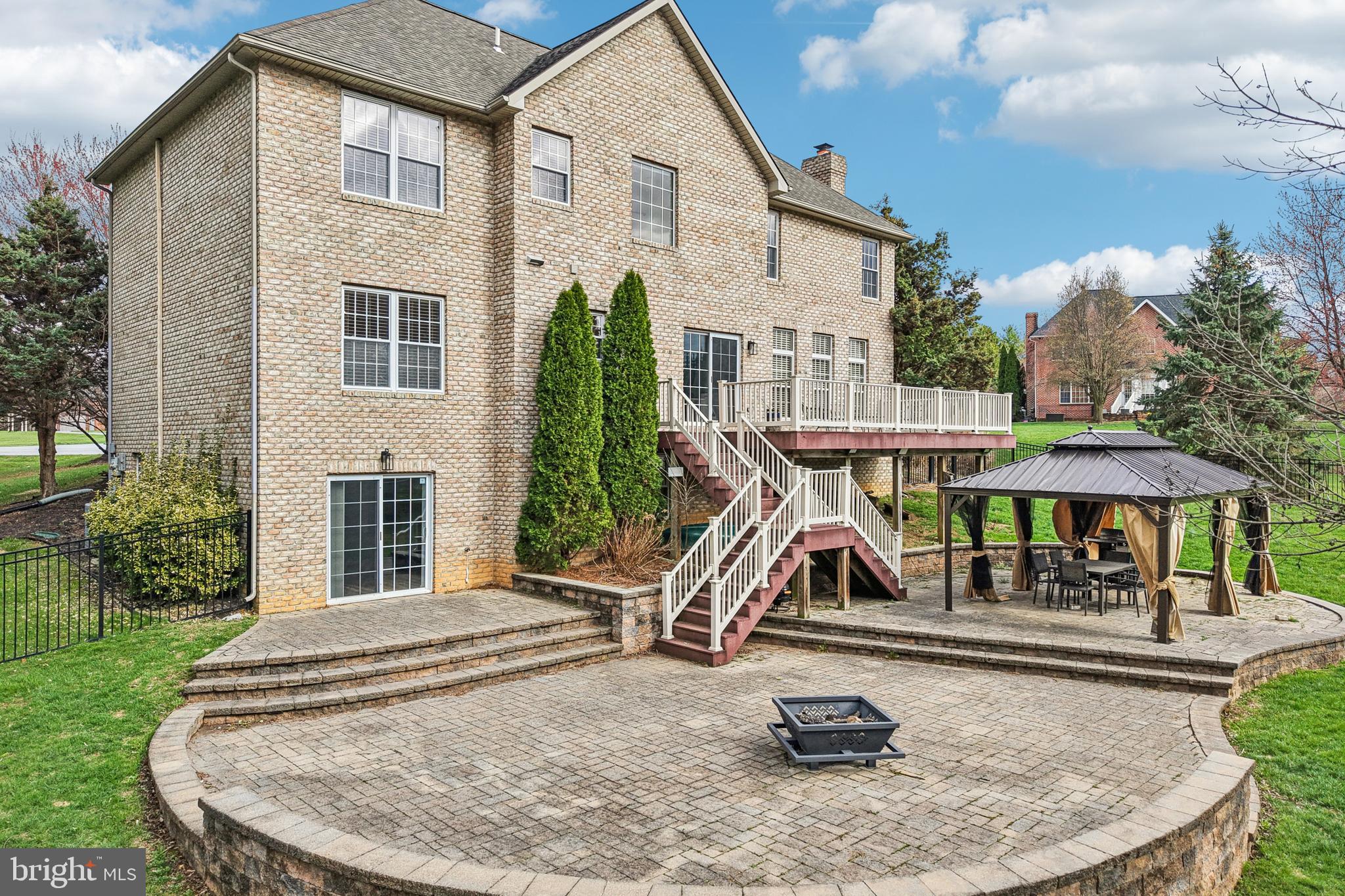 BLACK ROCK ESTATES - Residential