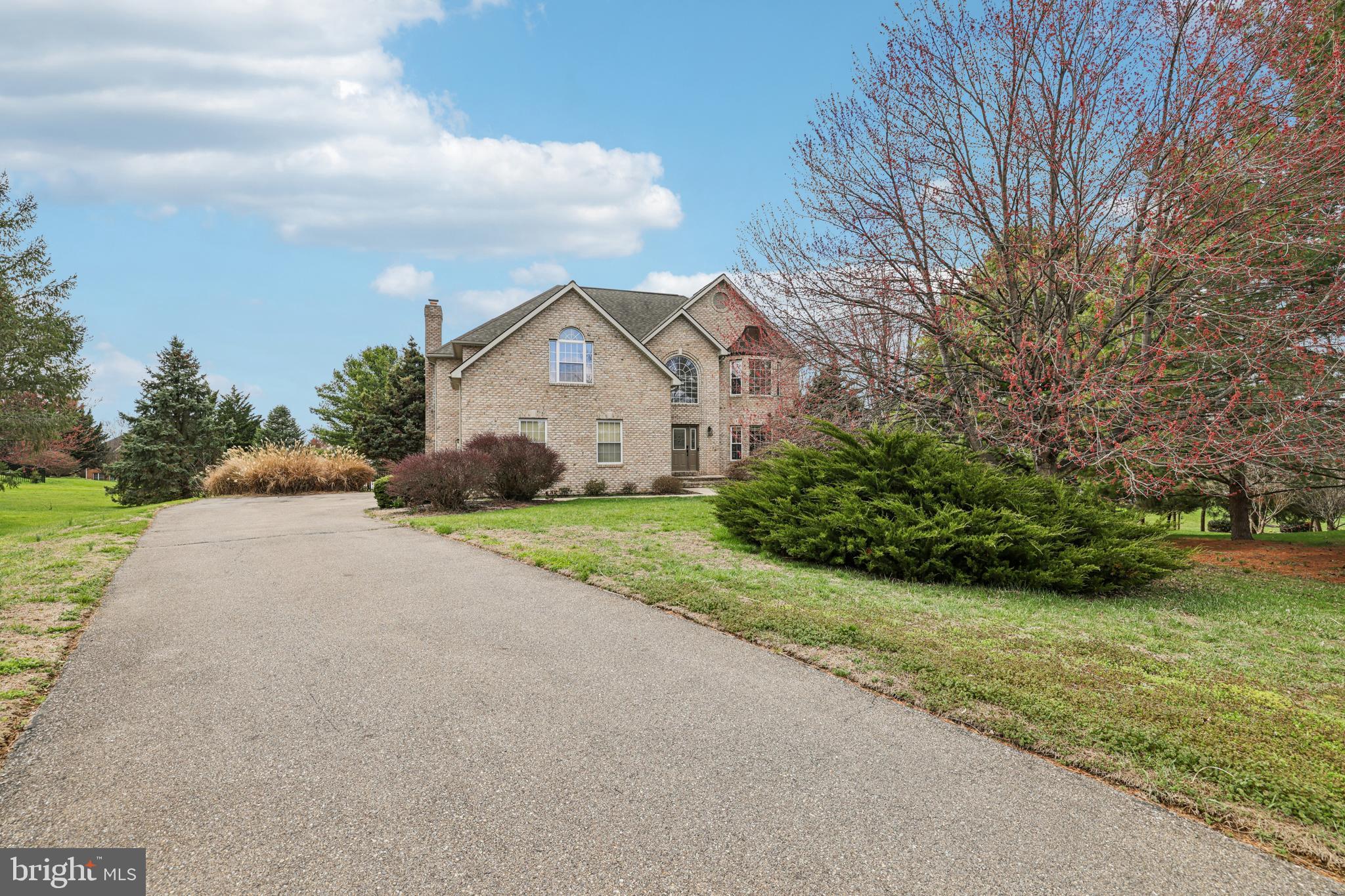 BLACK ROCK ESTATES - Residential