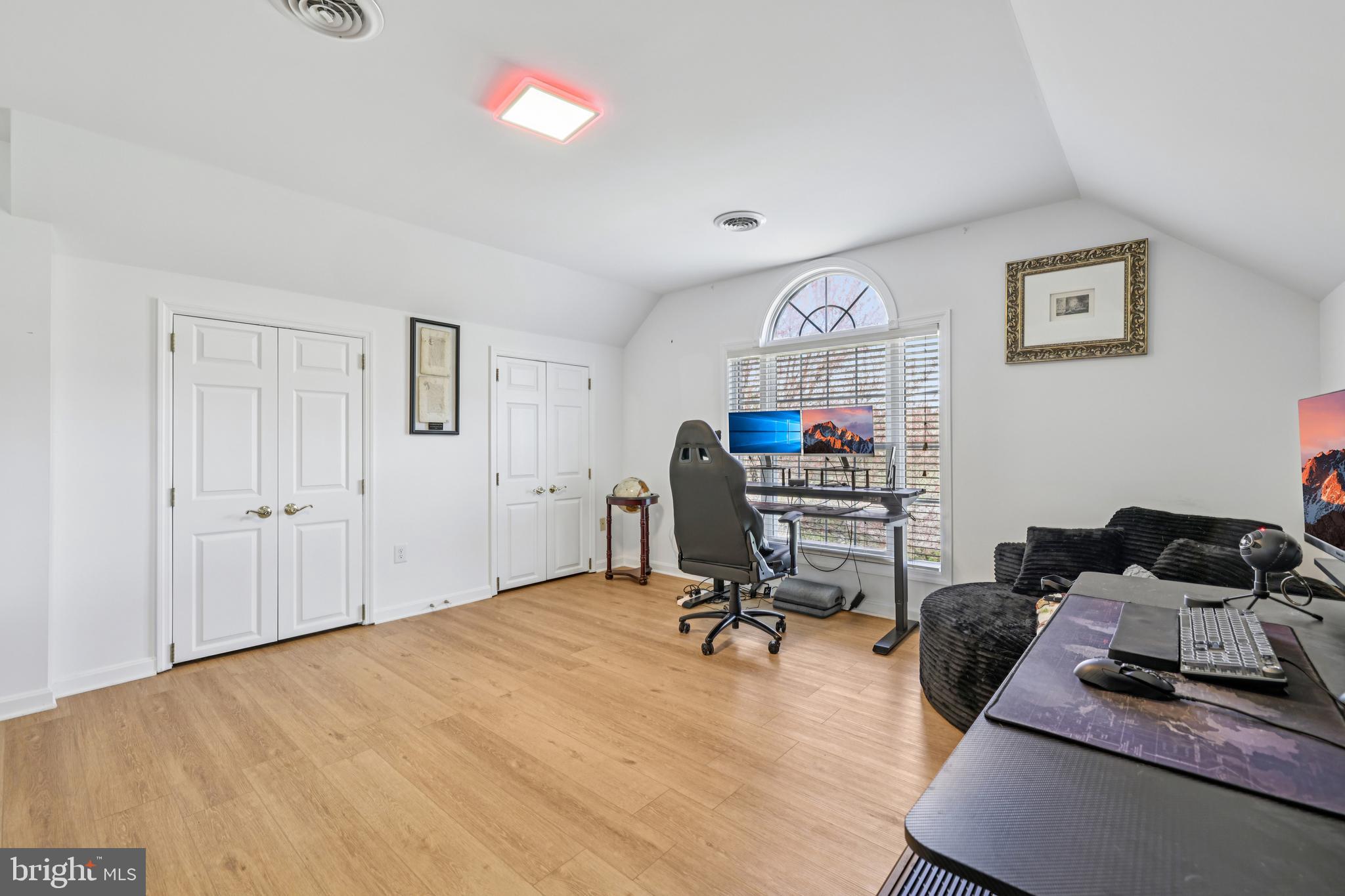 BLACK ROCK ESTATES - Residential