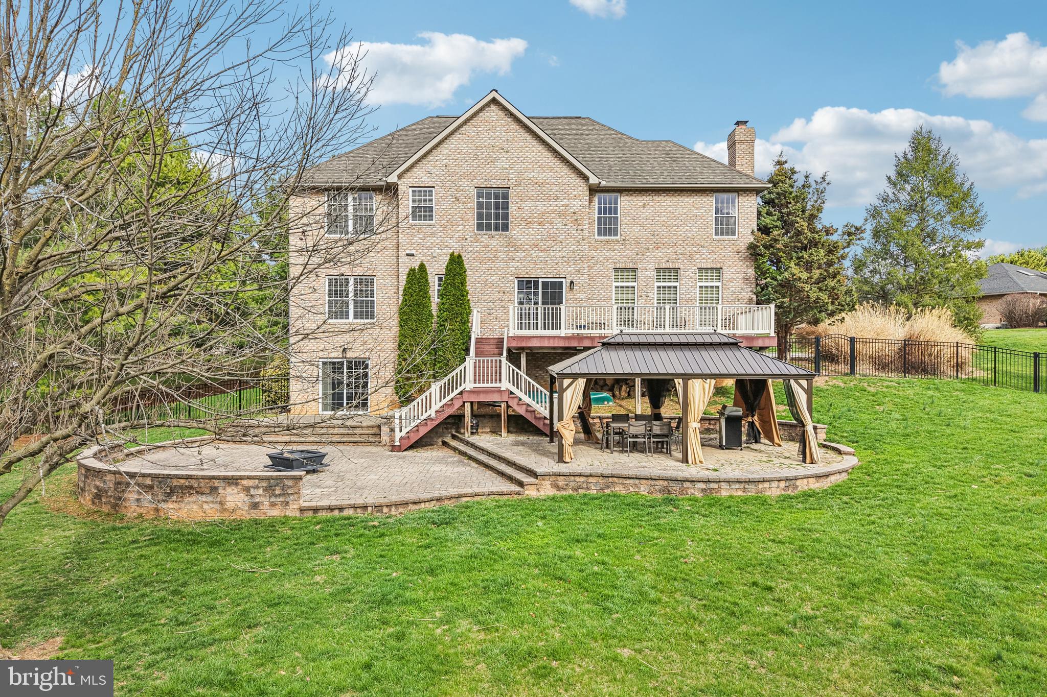 BLACK ROCK ESTATES - Residential