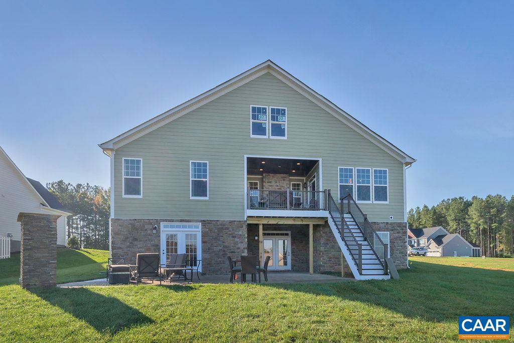 SPRING CREEK - Residential