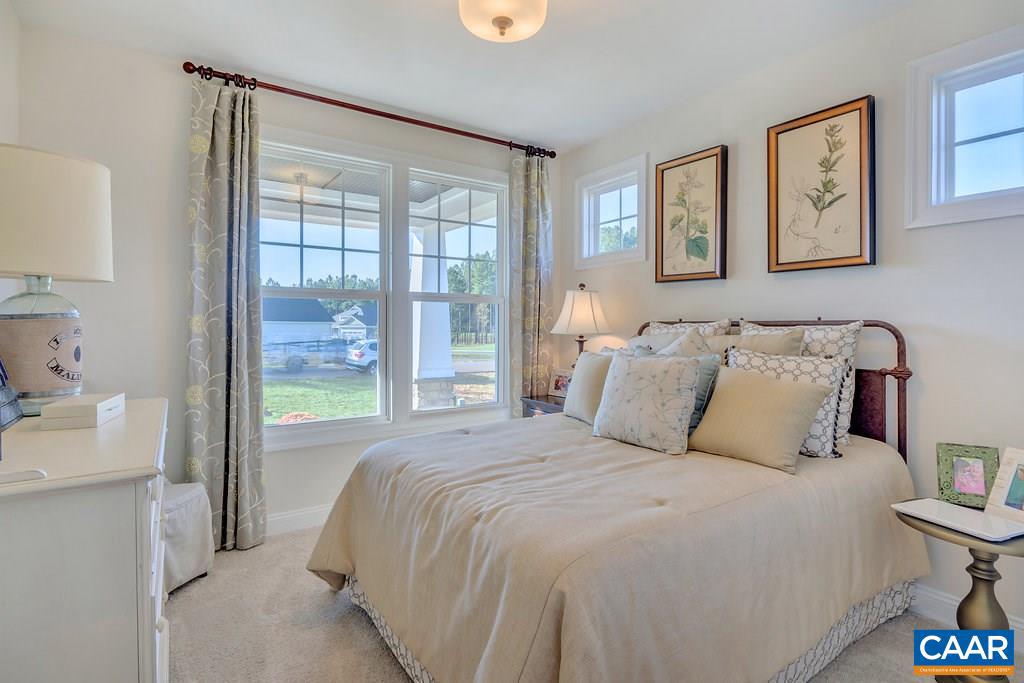 SPRING CREEK - Residential