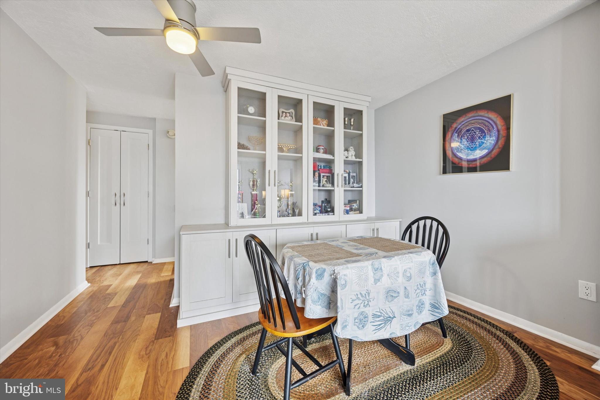 AVENUE OF THE ARTS - Residential