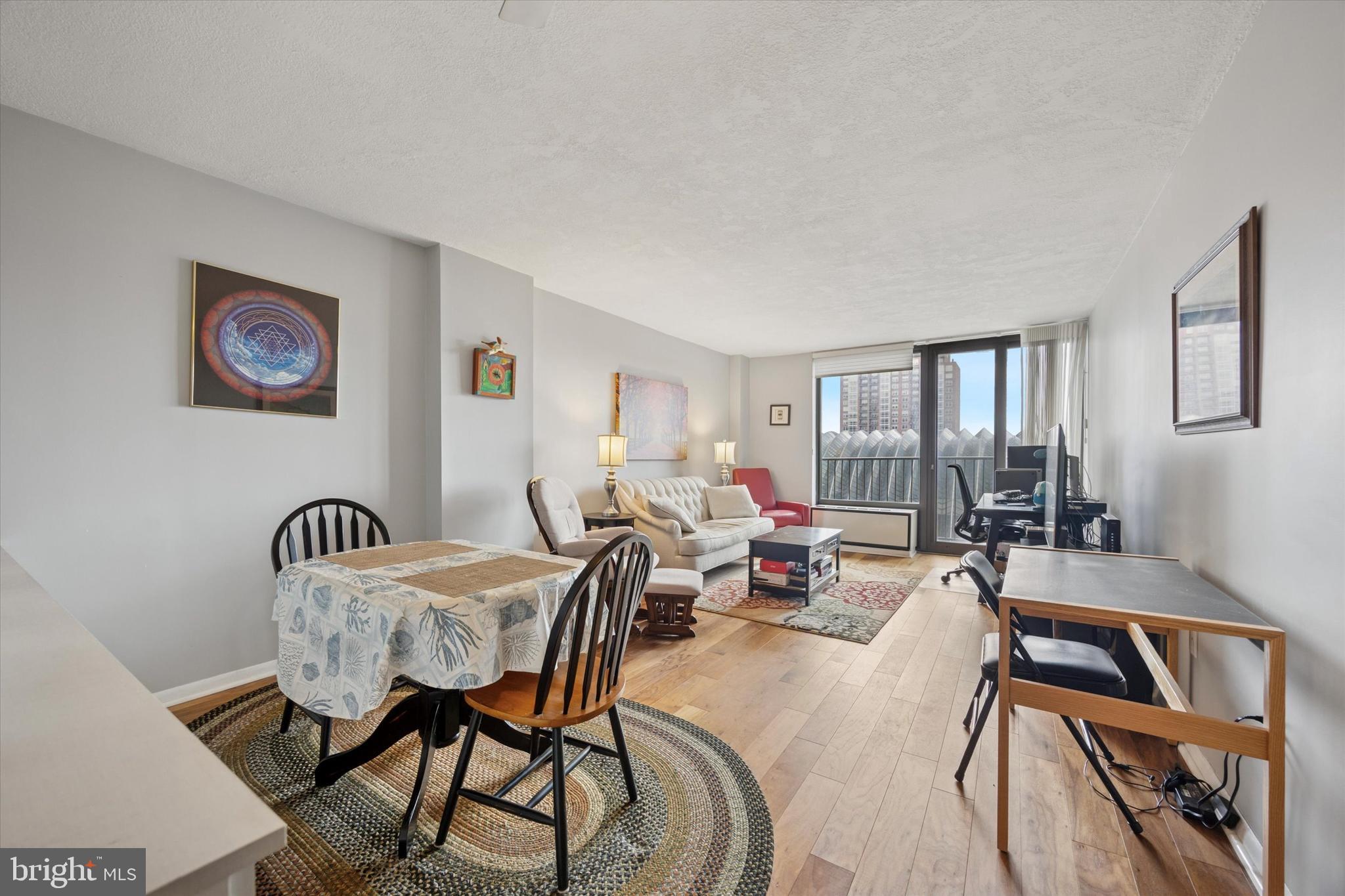 AVENUE OF THE ARTS - Residential