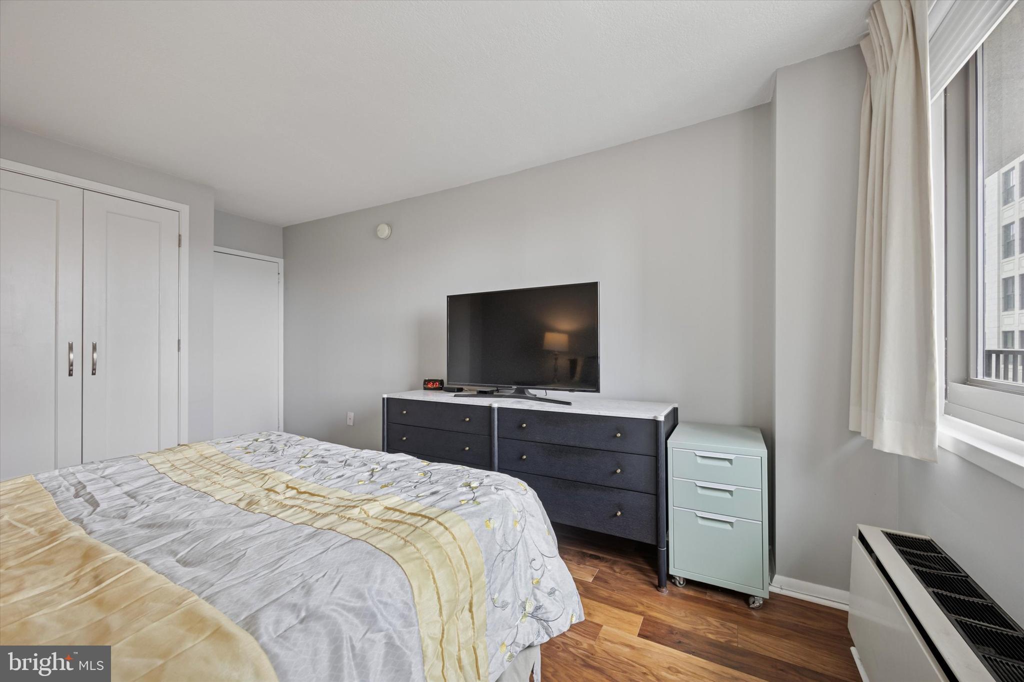 AVENUE OF THE ARTS - Residential