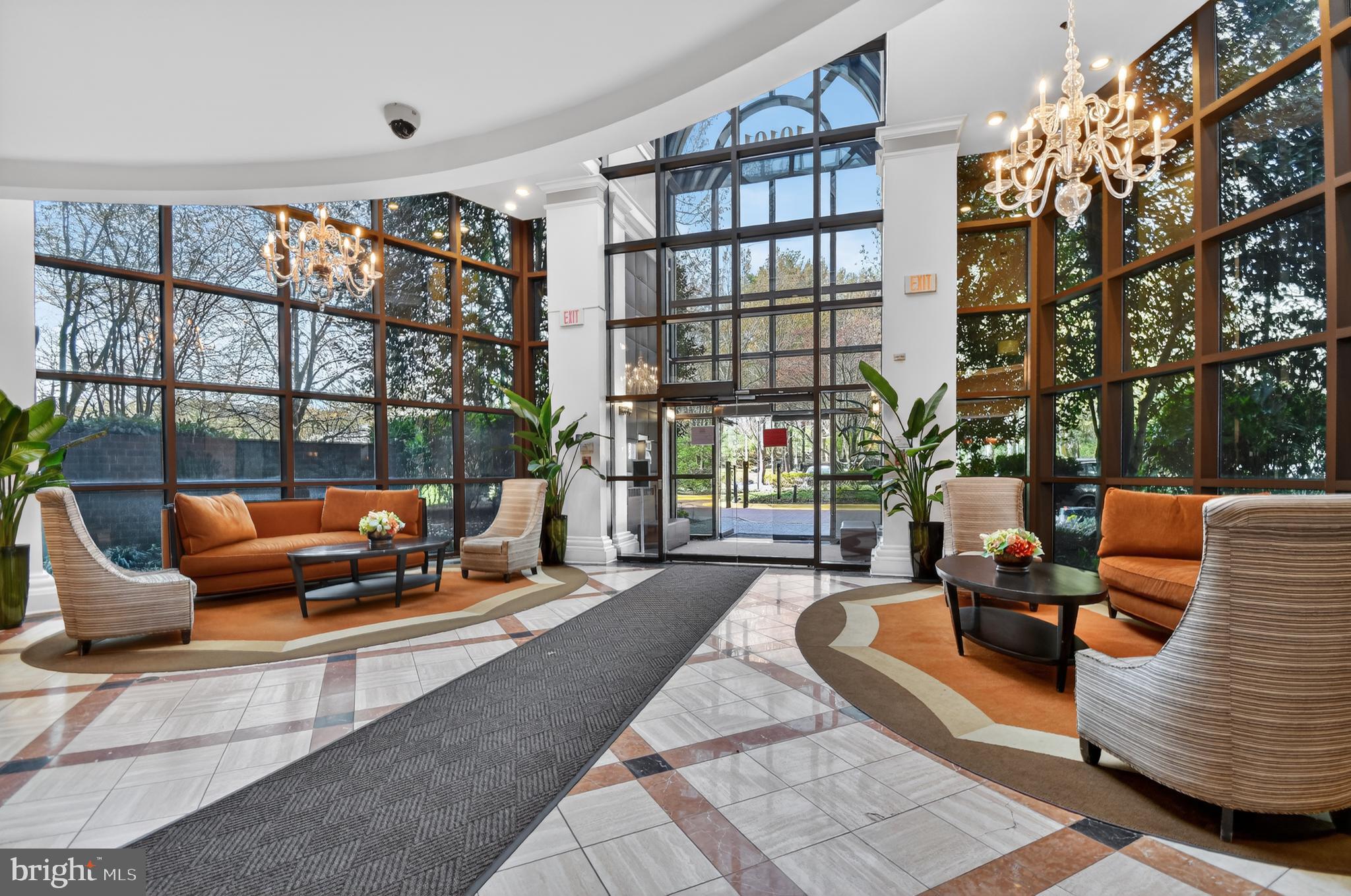 GROSVENOR PARK TOWNHOME CONDOMINIUMS - Residential