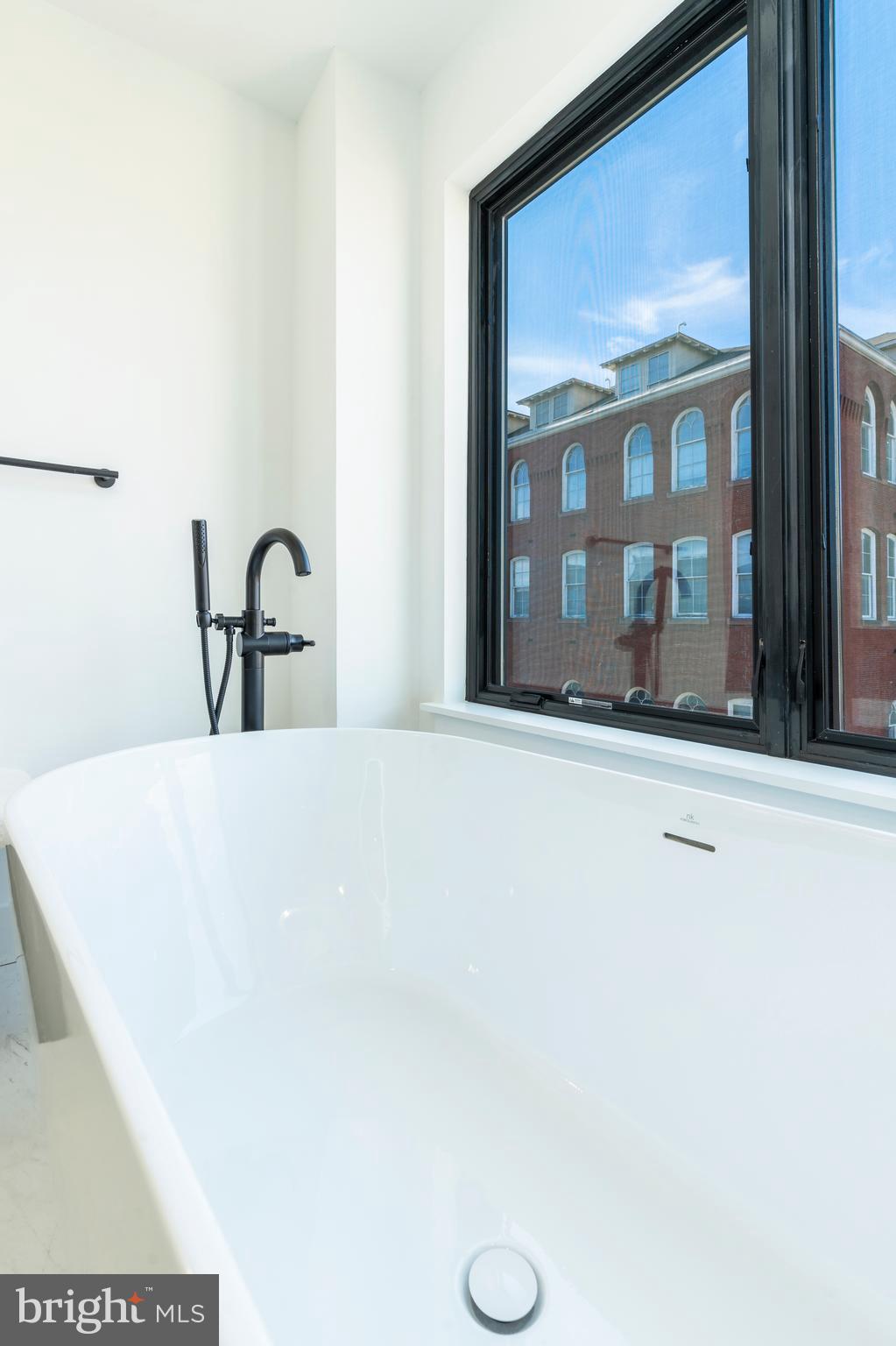 GRADUATE HOSPITAL - Residential