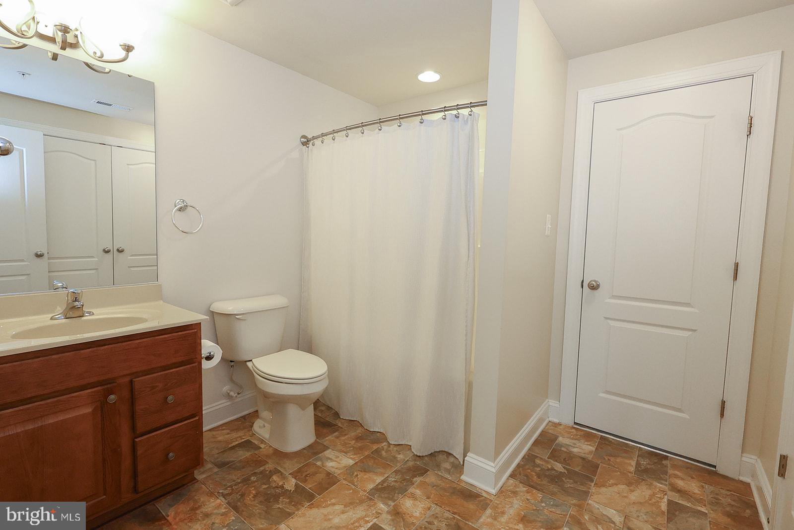 BROAD CREEK - Residential