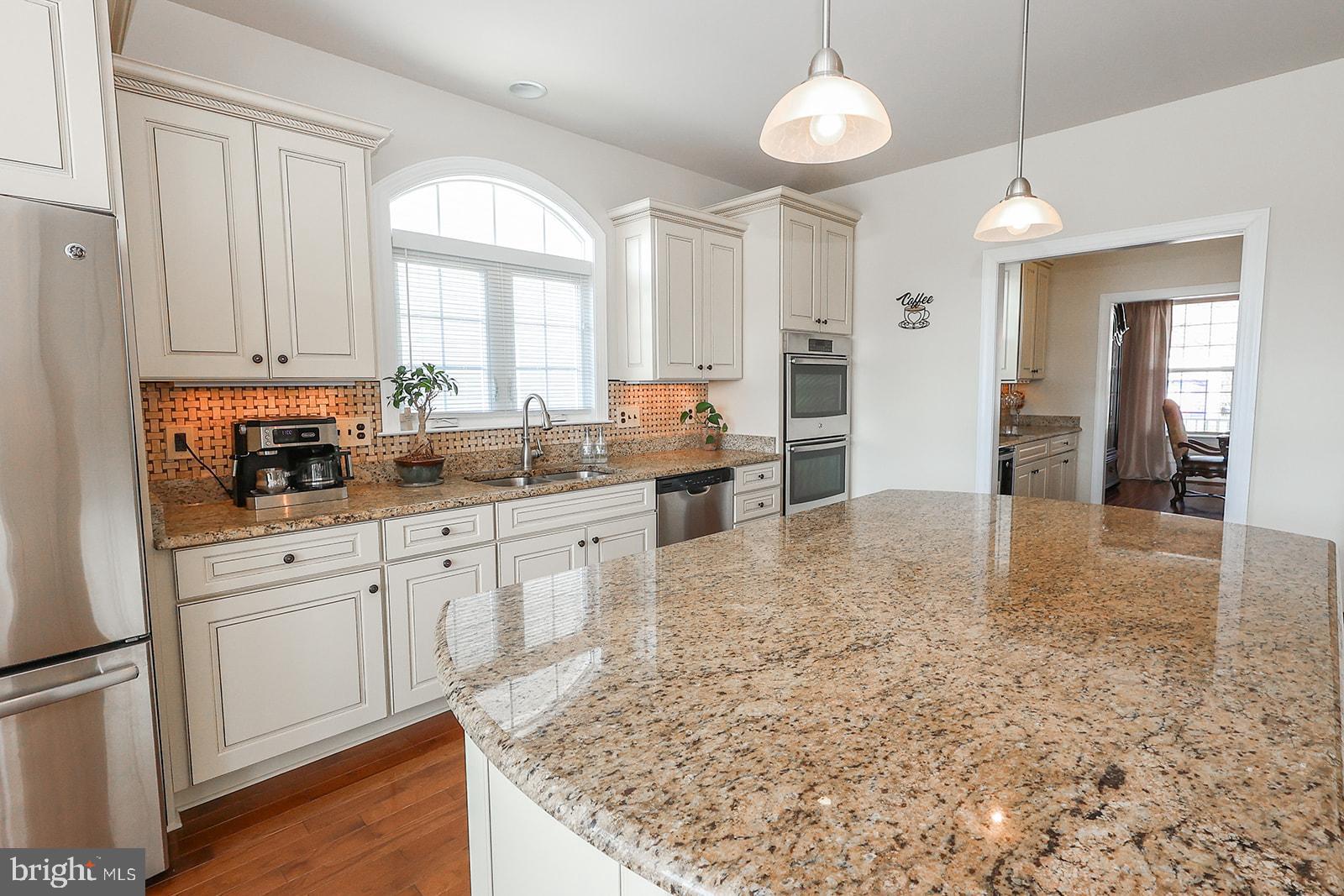 BROAD CREEK - Residential