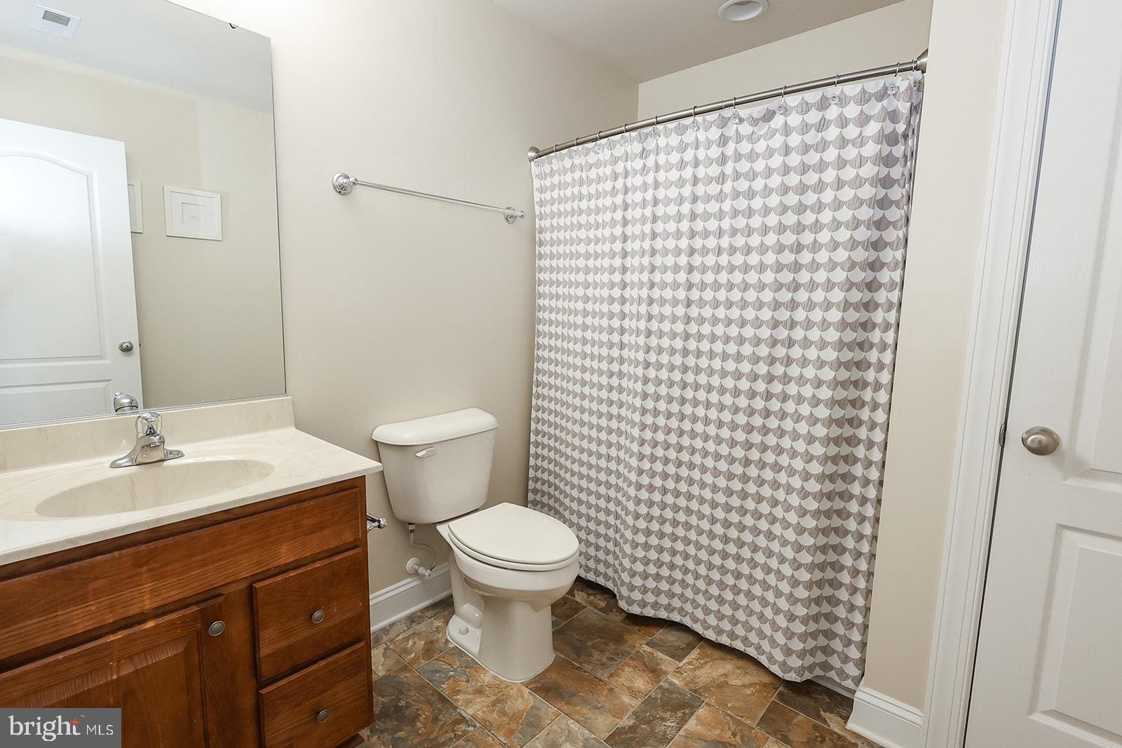 BROAD CREEK - Residential