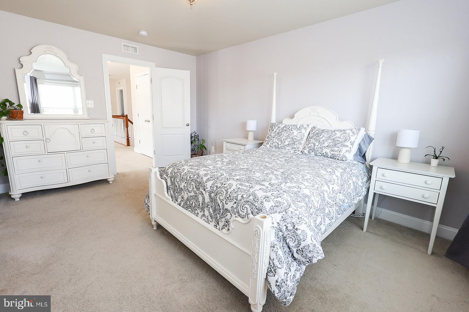 BROAD CREEK - Residential