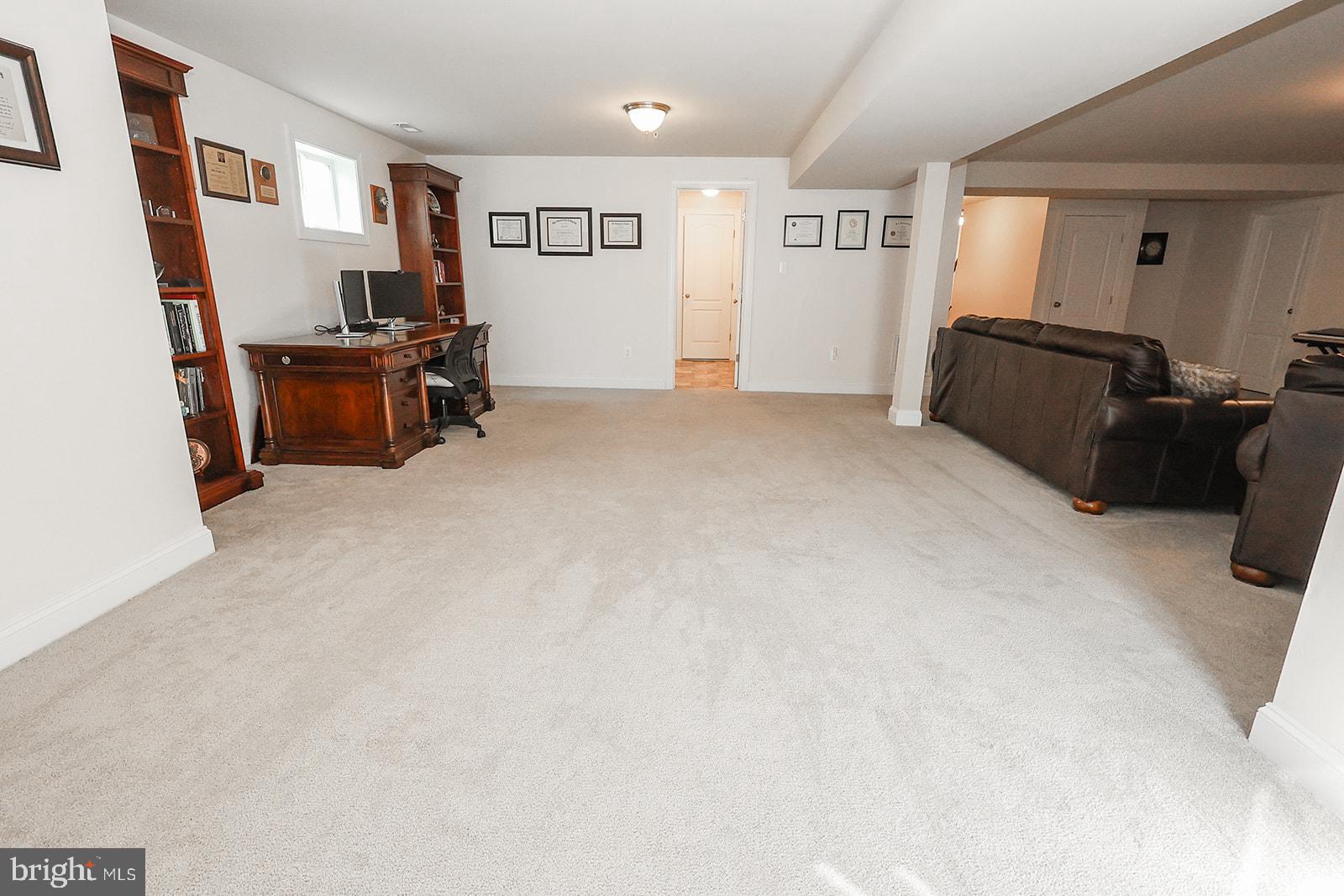 BROAD CREEK - Residential