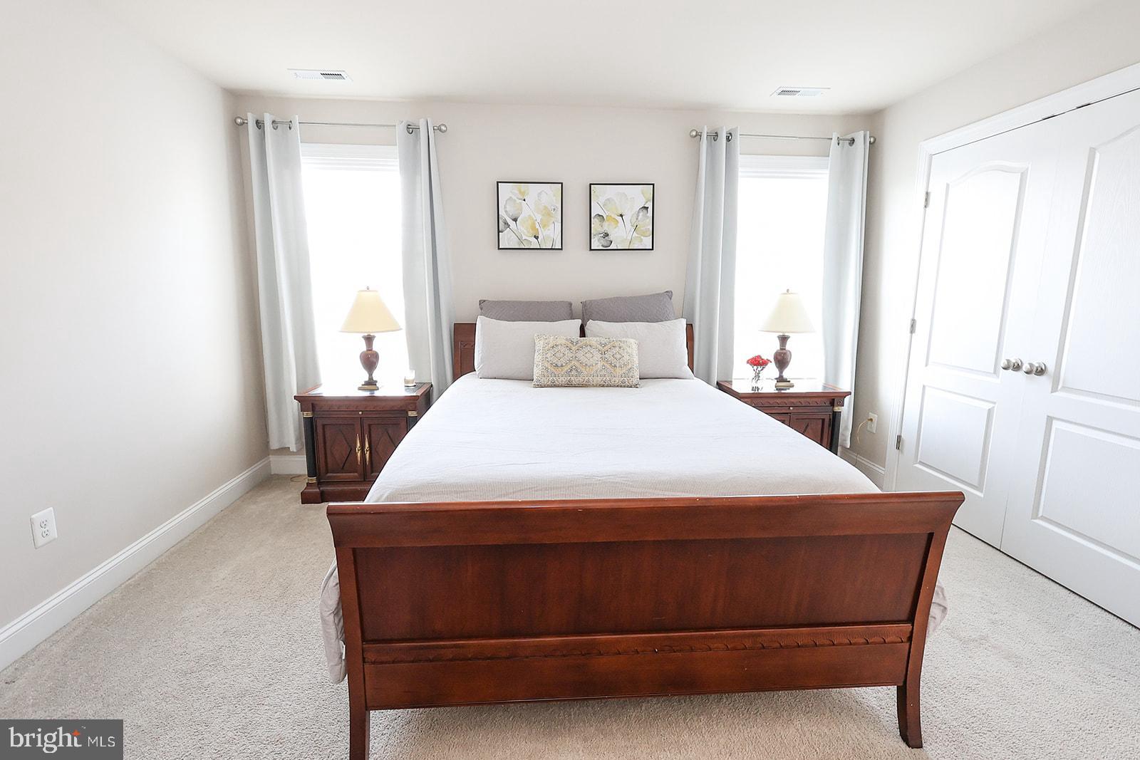 BROAD CREEK - Residential