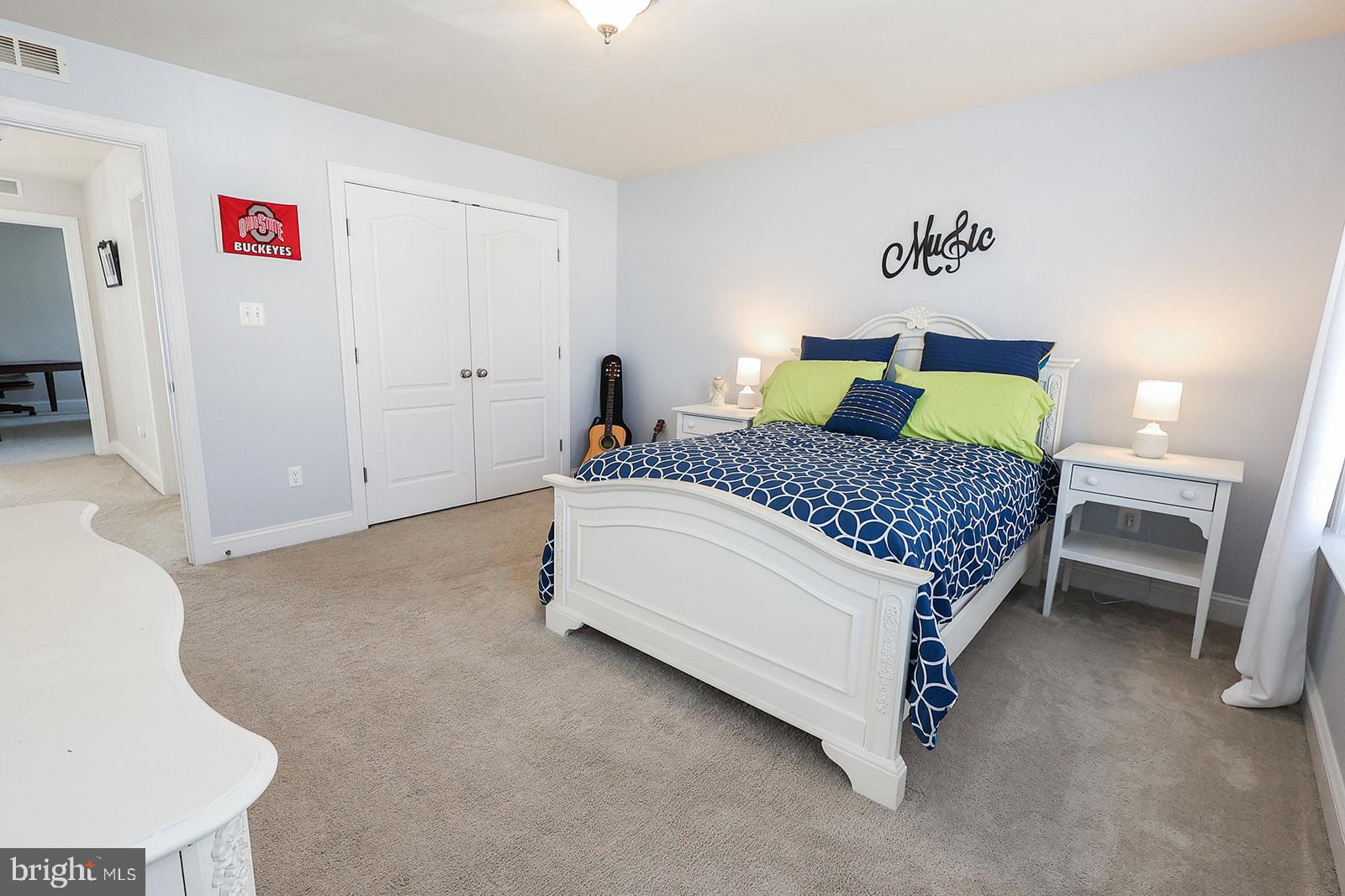 BROAD CREEK - Residential