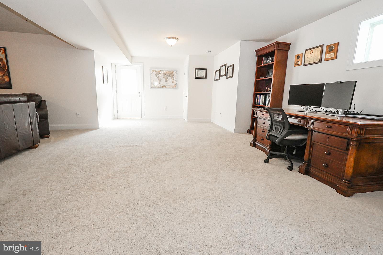 BROAD CREEK - Residential