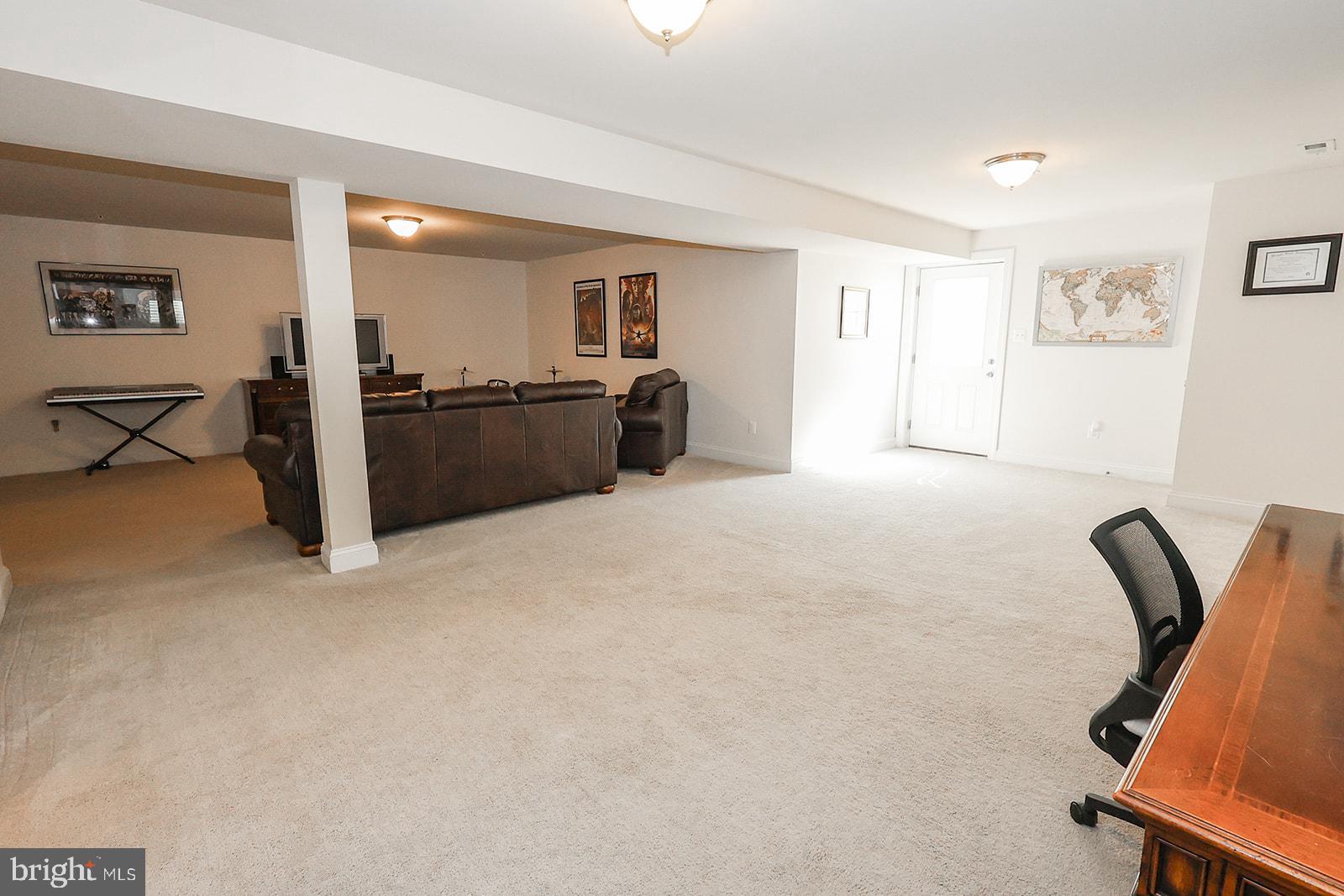 BROAD CREEK - Residential