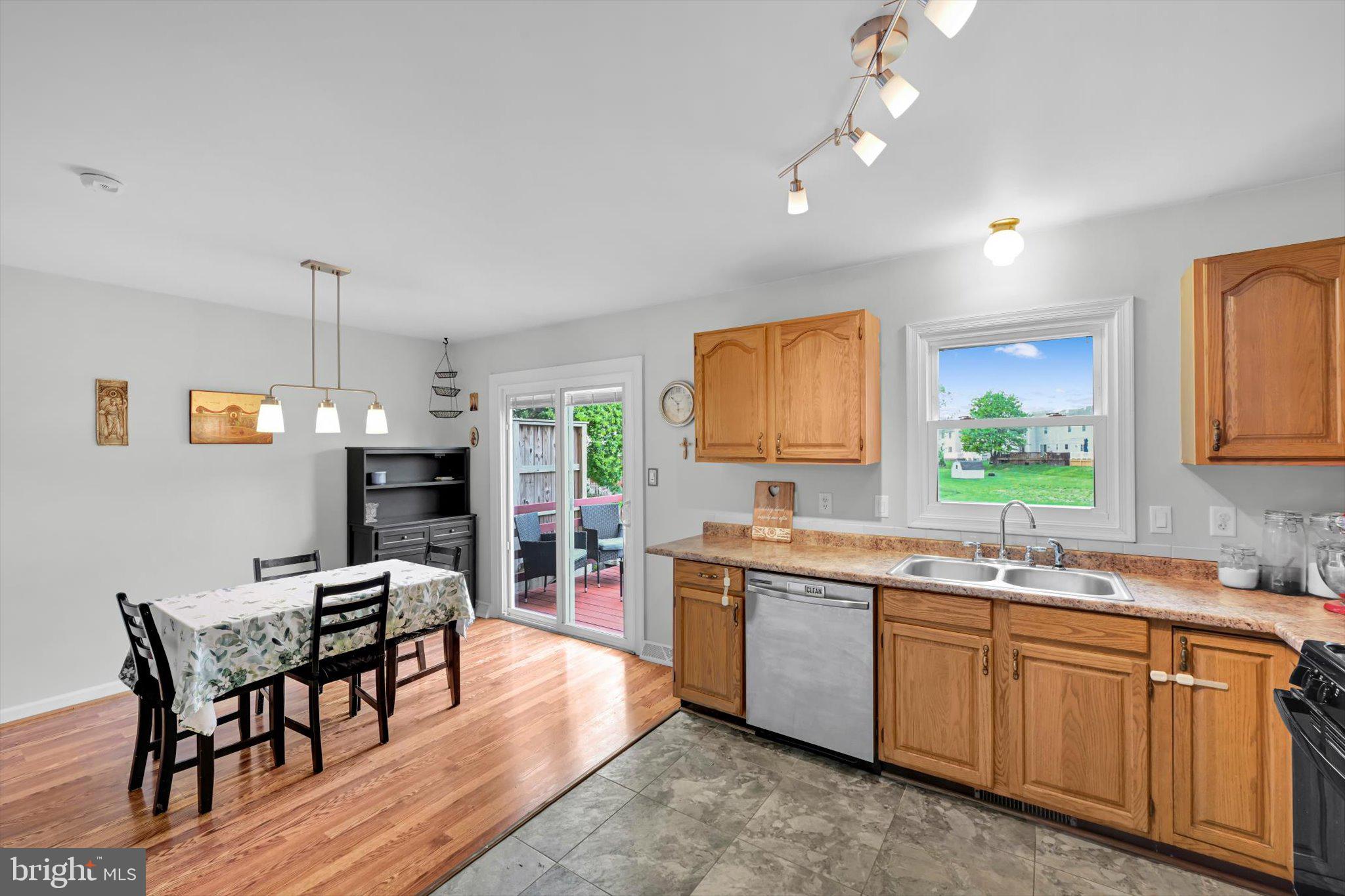 BROOKFIELD ESTATES - Residential