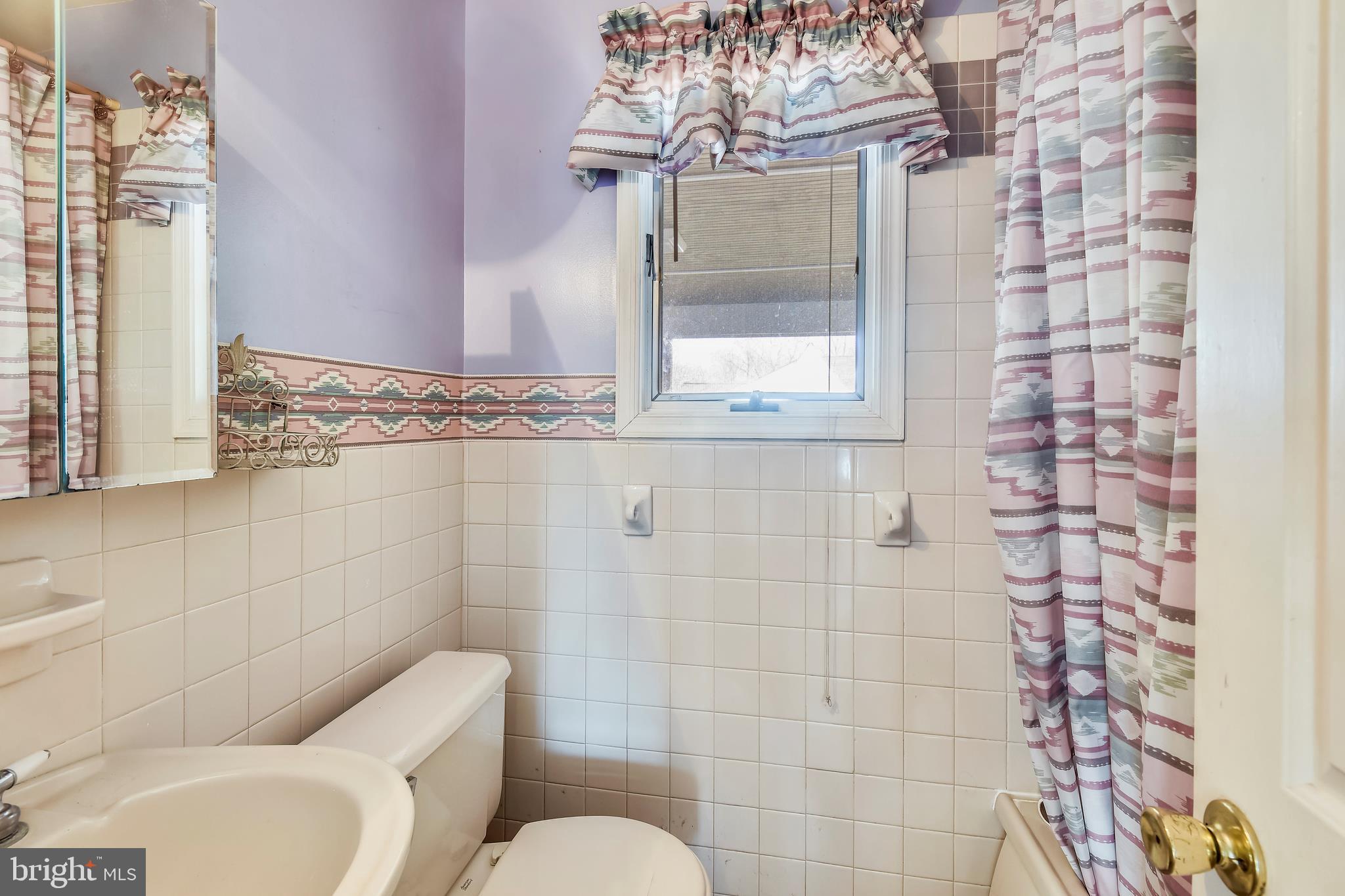 MAYWOOD - Residential