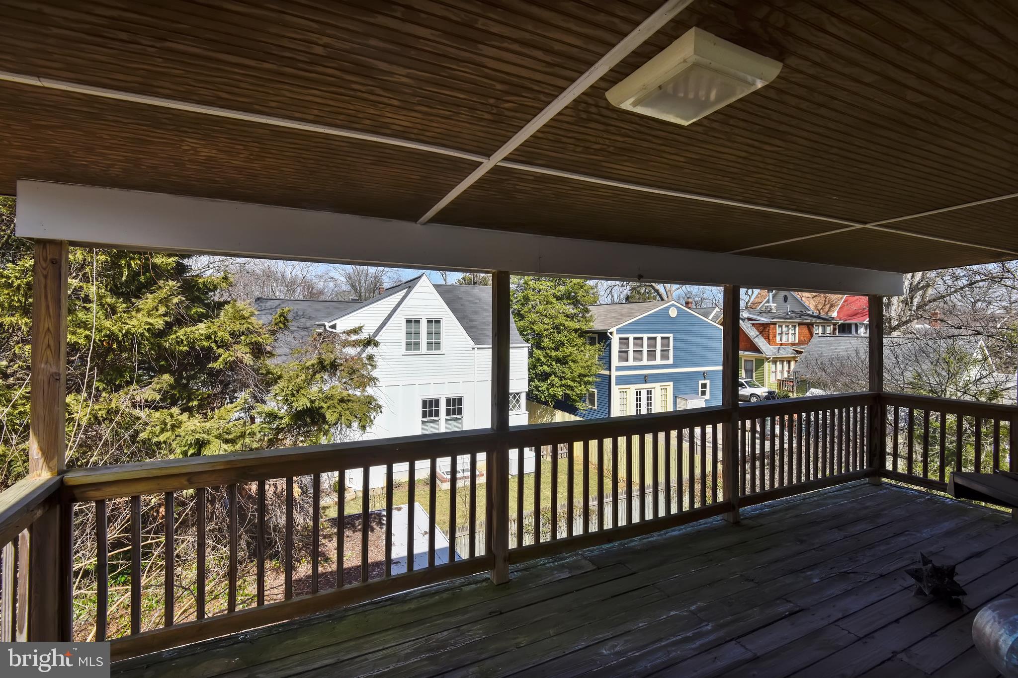 MAYWOOD - Residential