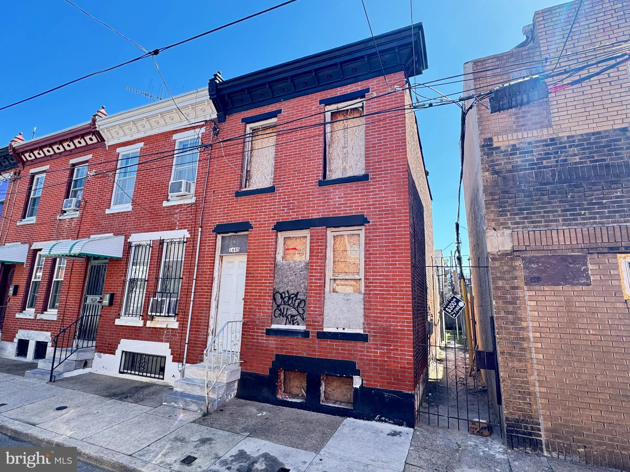 Philadelphia, Pennsylvania 19145, United States, 3 Bedrooms Bedrooms, ,3 BathroomsBathrooms,Residential,Pending,112918