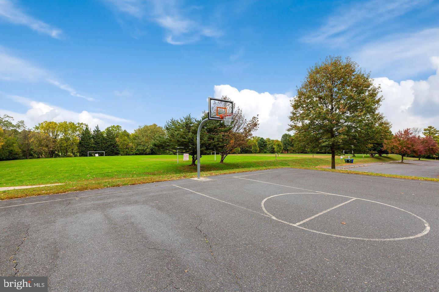 DEVONSHIRE EAST - Residential