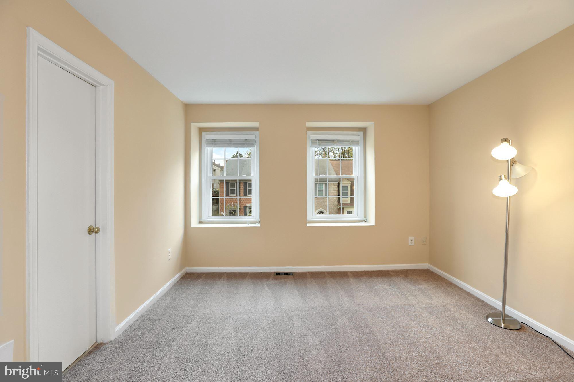 DEVONSHIRE EAST - Residential